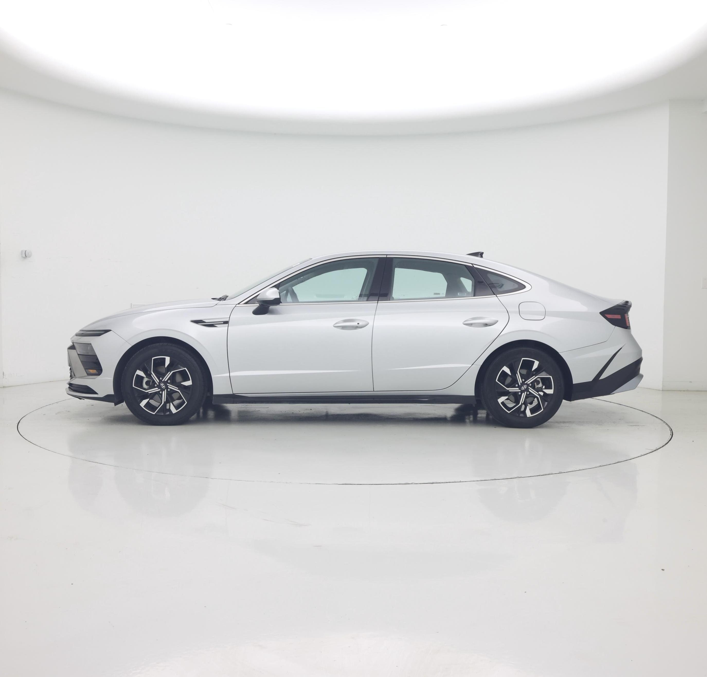 Thumbnail: 2025 Hyundai Sonata - 3