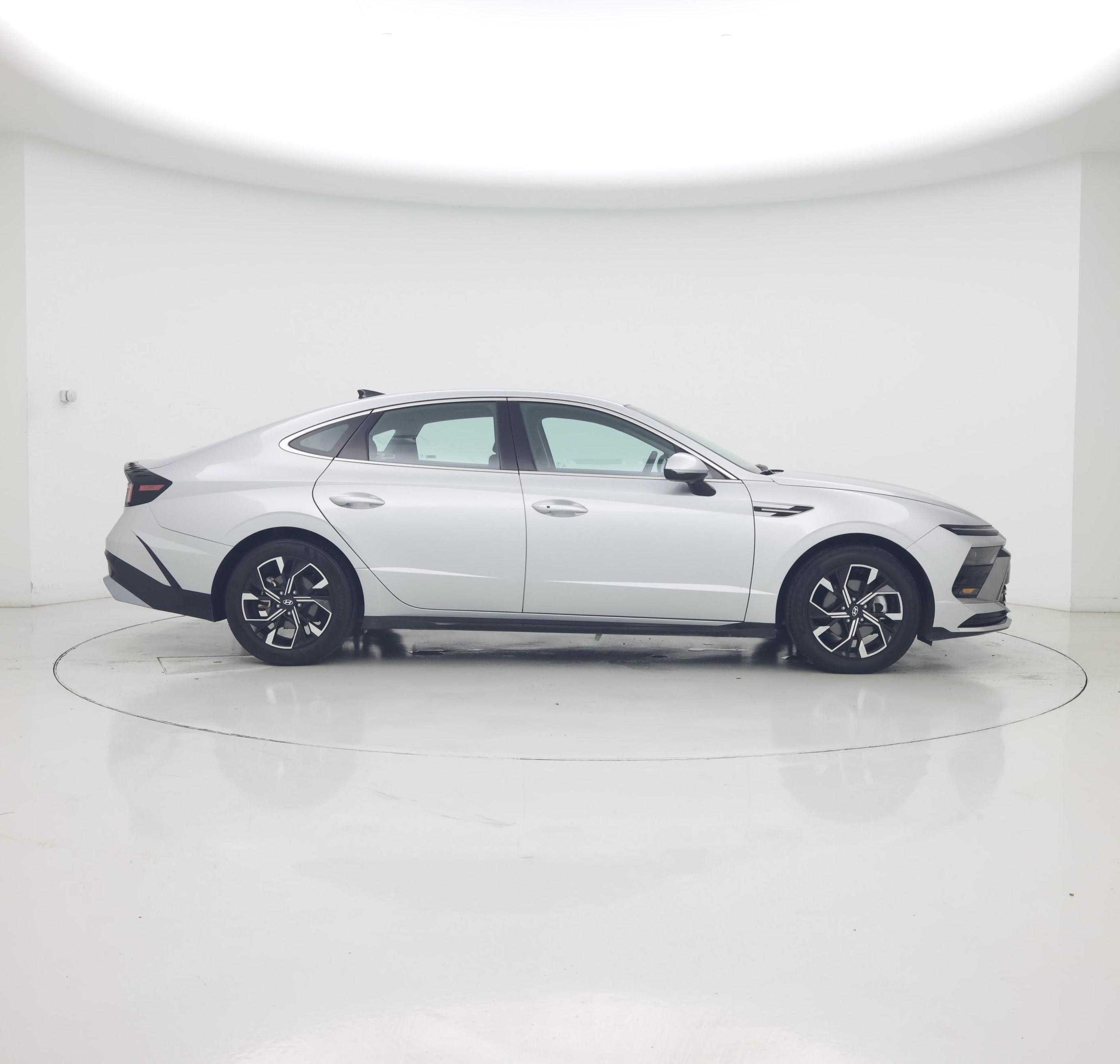Thumbnail: 2025 Hyundai Sonata - 7