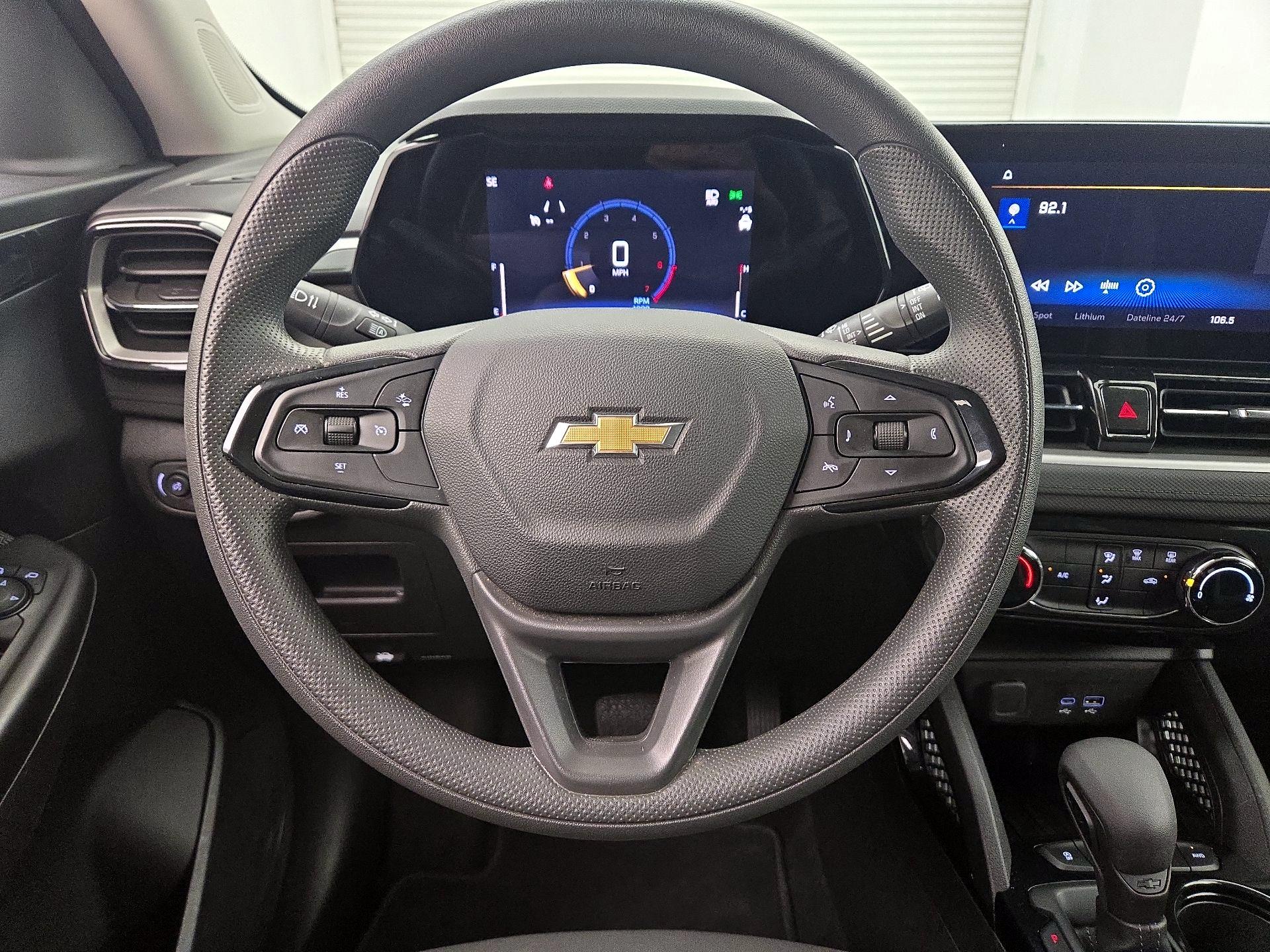 Thumbnail: 2025 Chevrolet TrailBlazer - 10