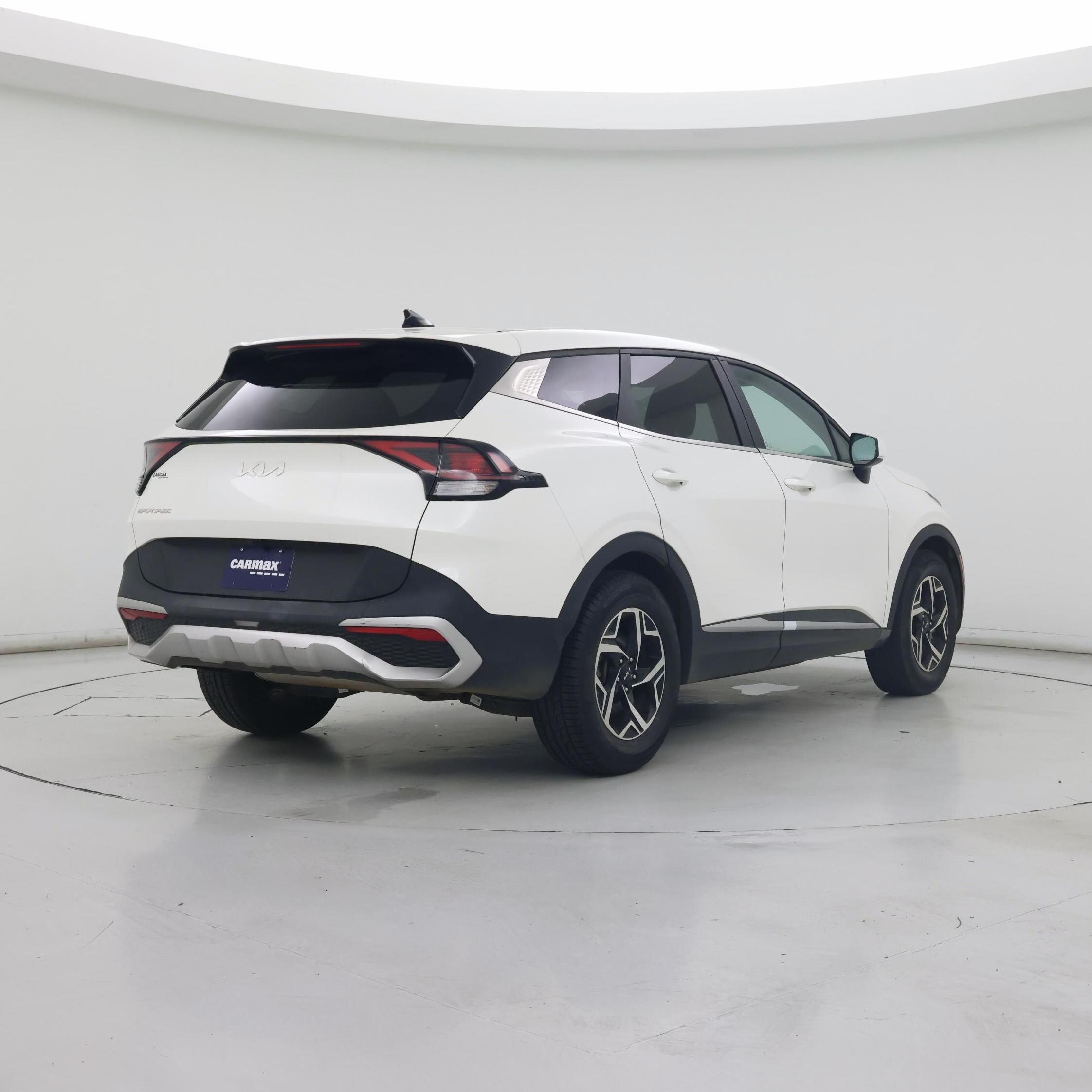 Thumbnail: 2023 Kia Sportage - 8