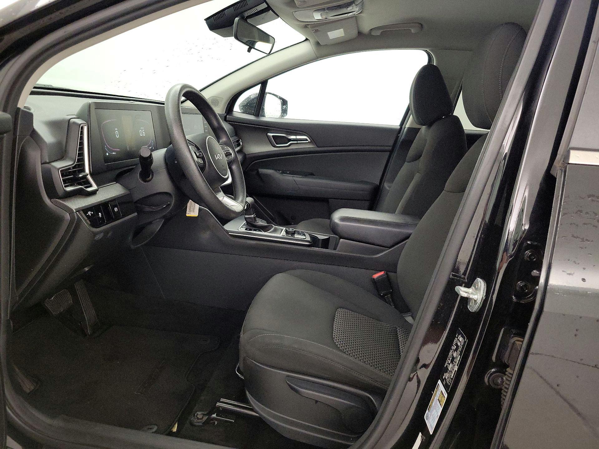 Thumbnail: 2023 Kia Sportage - 11