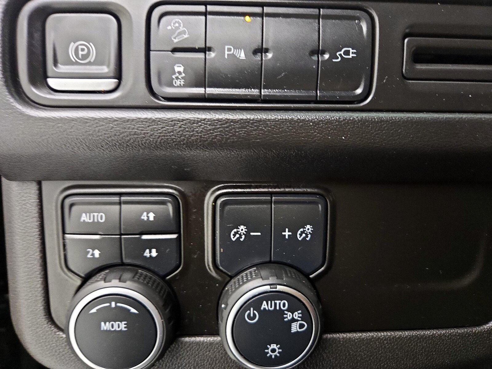 2021 Chevrolet Tahoe Z71 - Photo 14