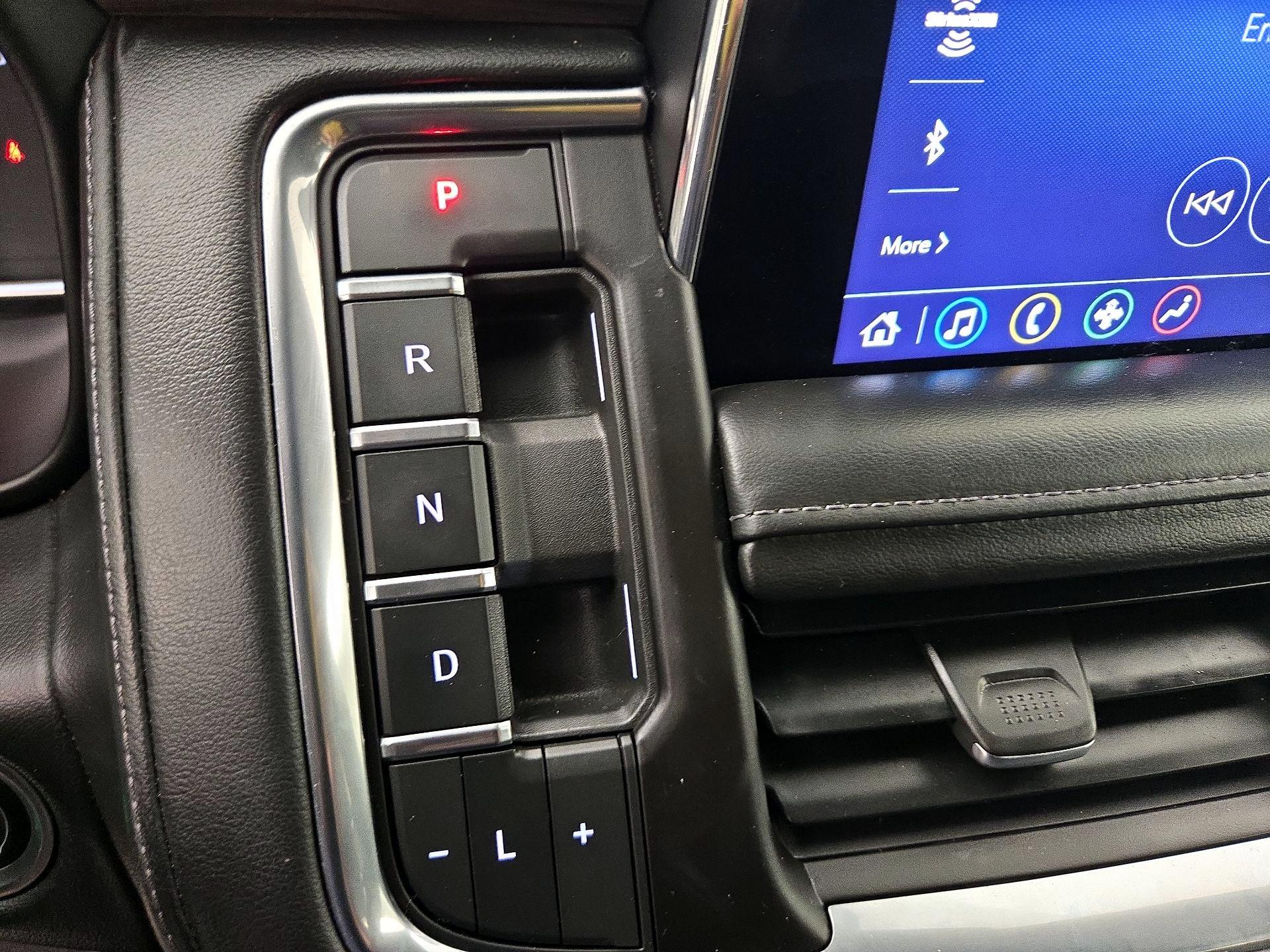 Thumbnail: 2021 Chevrolet Tahoe - 17