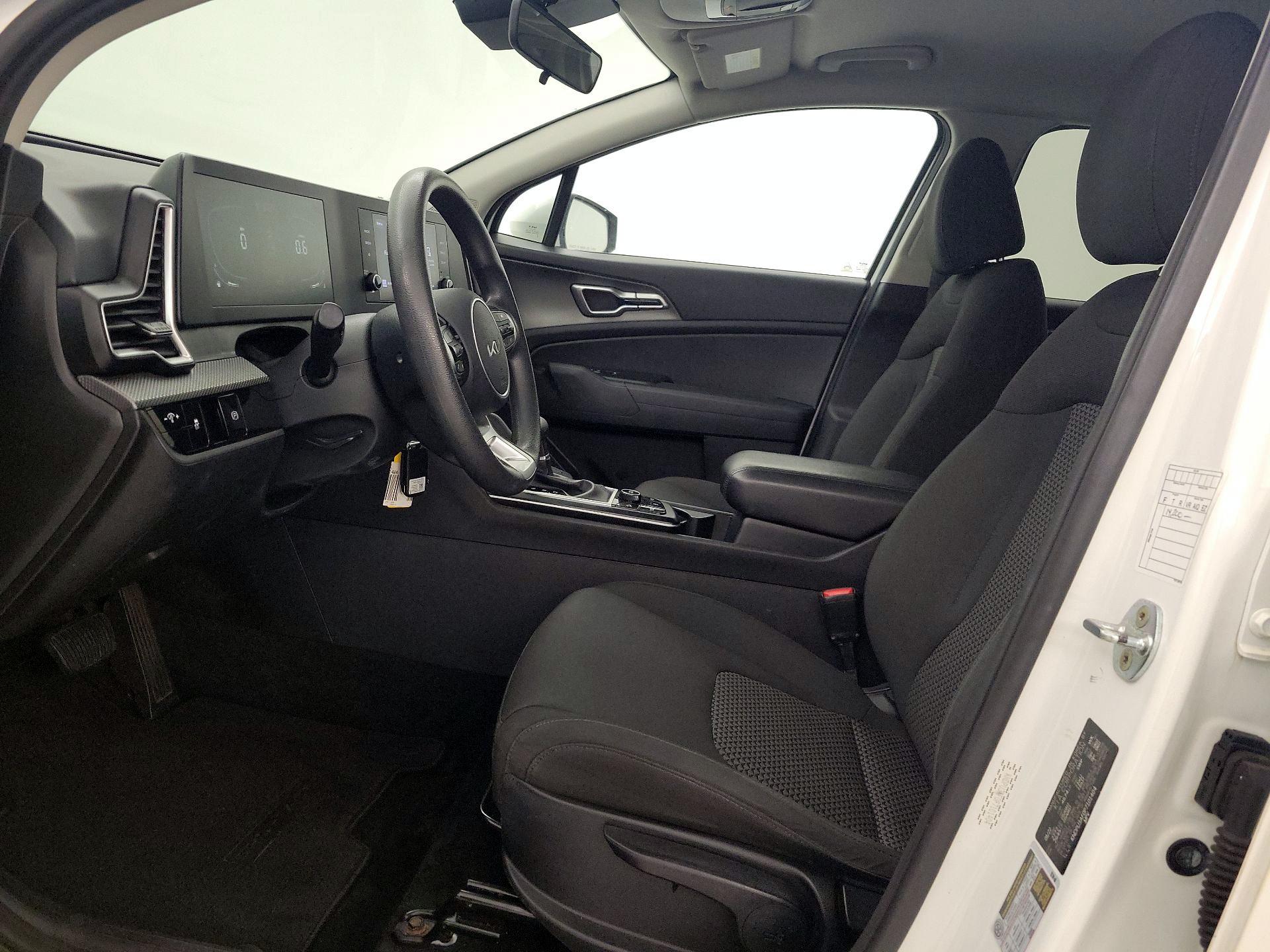 Thumbnail: 2023 Kia Sportage - 11