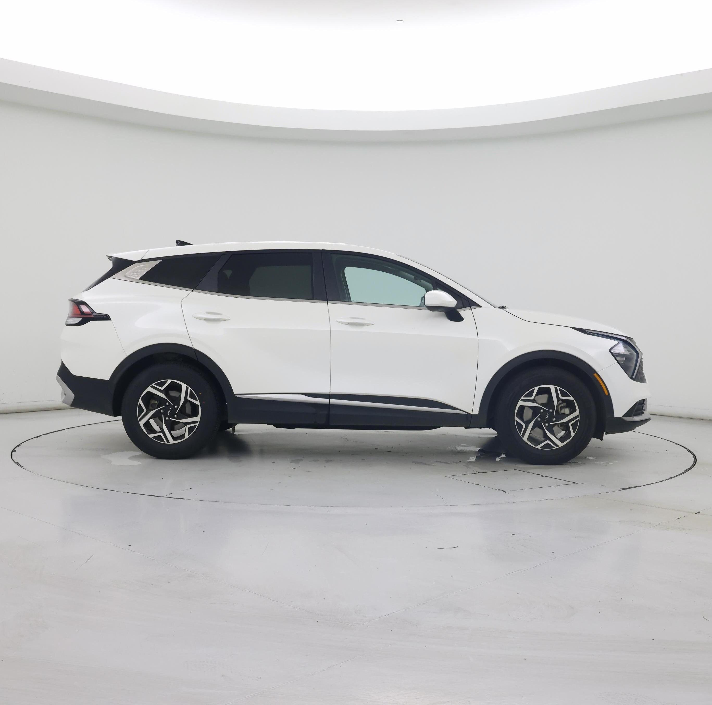 Thumbnail: 2023 Kia Sportage - 7