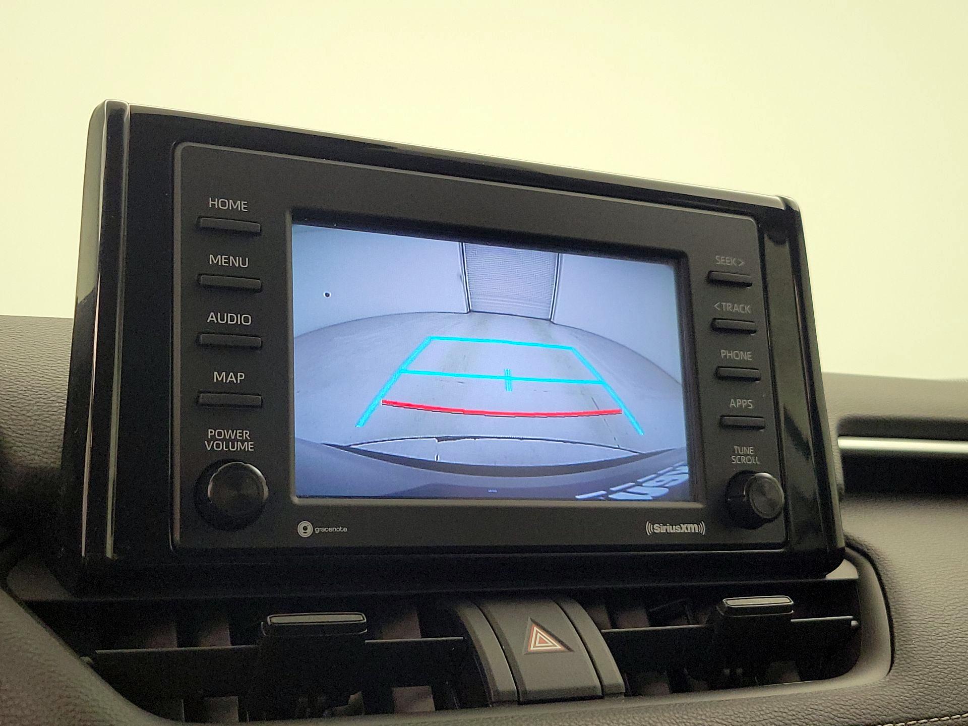 Thumbnail: 2021 Toyota RAV4 - 14