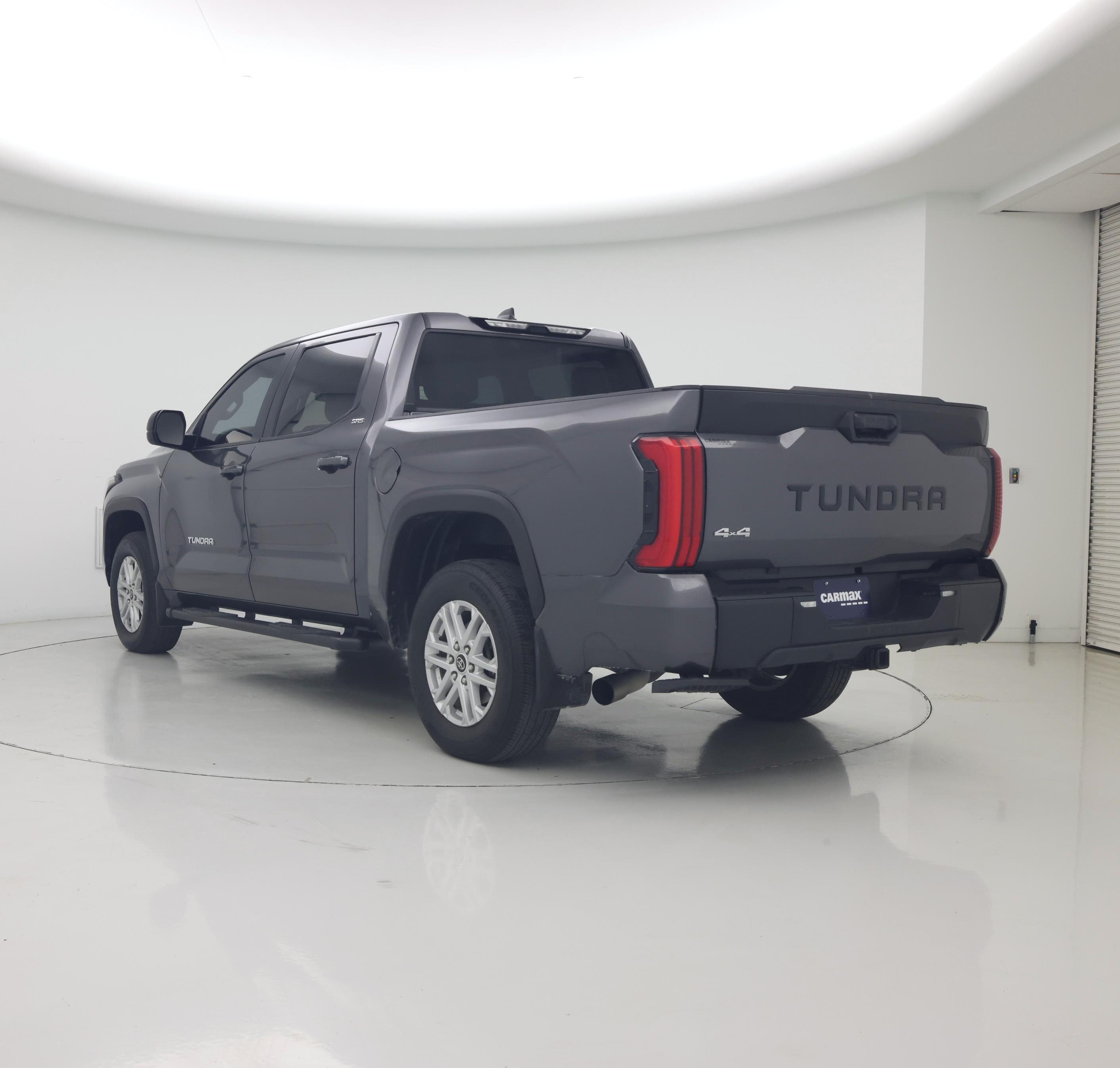 Thumbnail: 2024 Toyota Tundra - 2