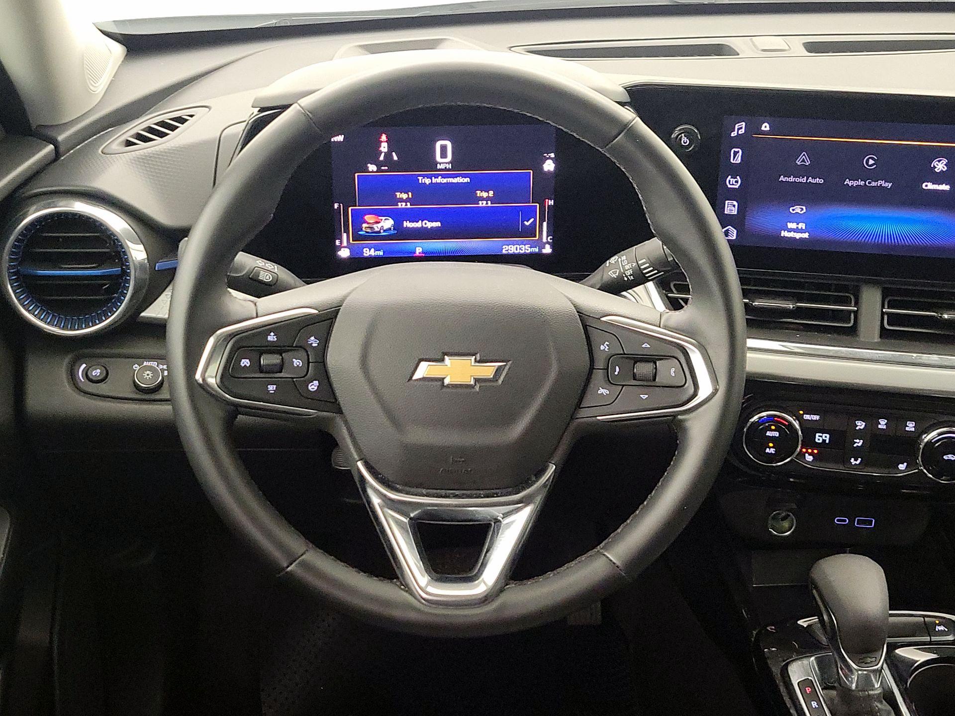 Thumbnail: 2025 Chevrolet Trax - 10