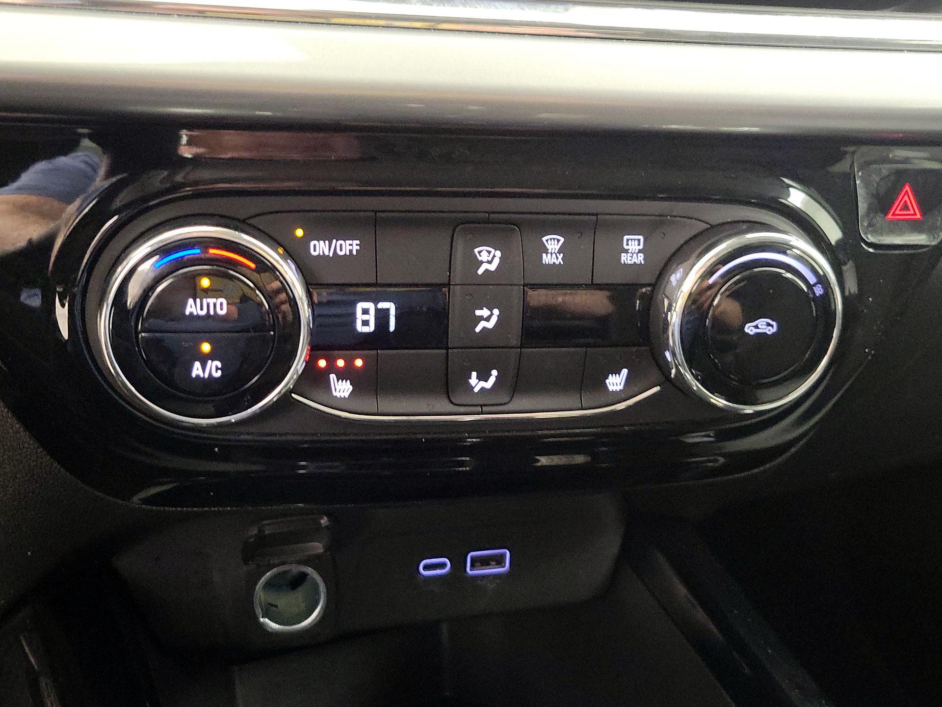Thumbnail: 2025 Chevrolet Trax - 16