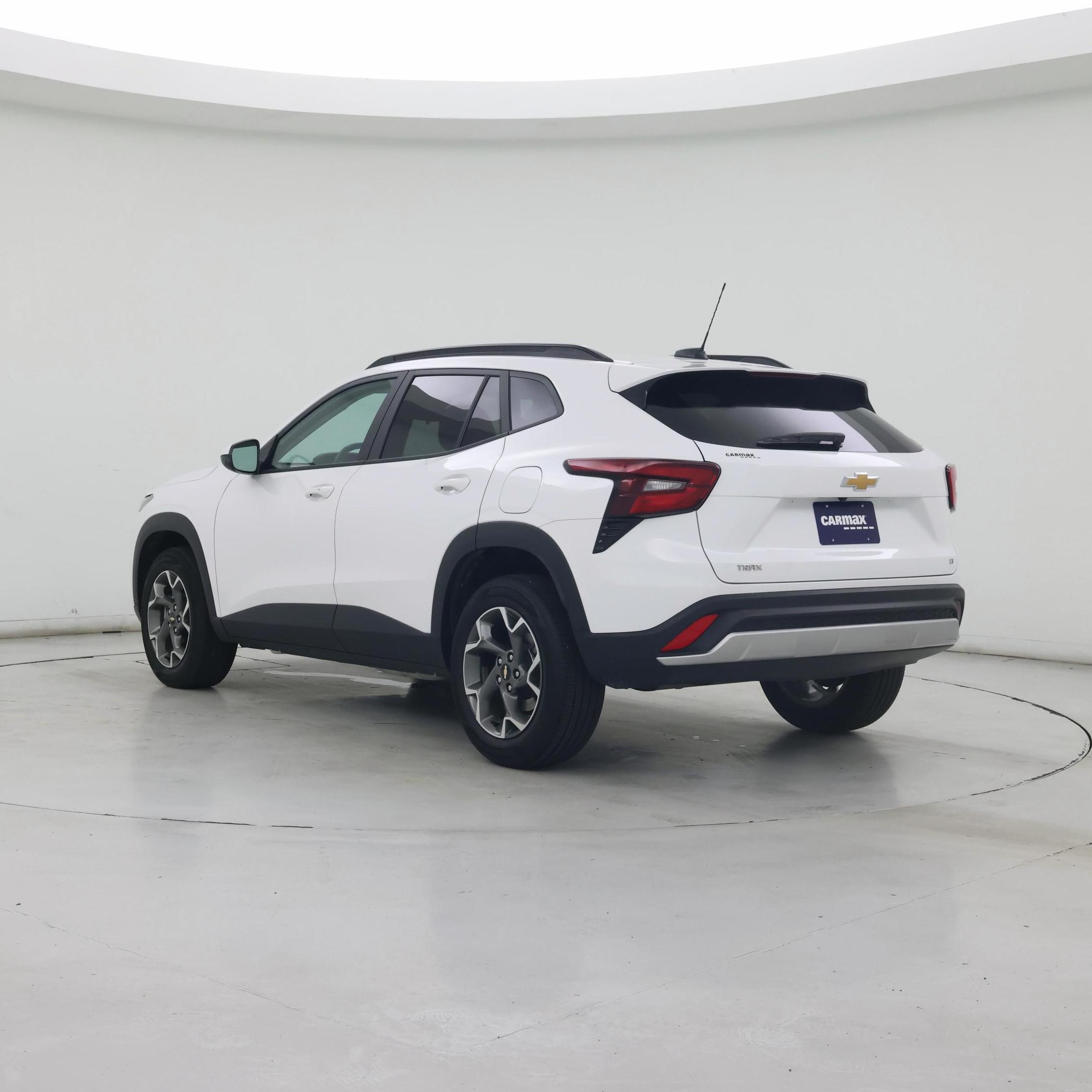 Thumbnail: 2025 Chevrolet Trax - 2