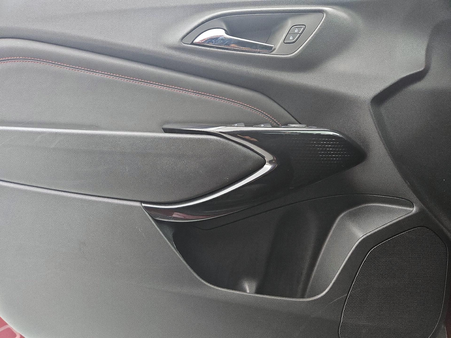 Thumbnail: 2025 Chevrolet Trax - 12