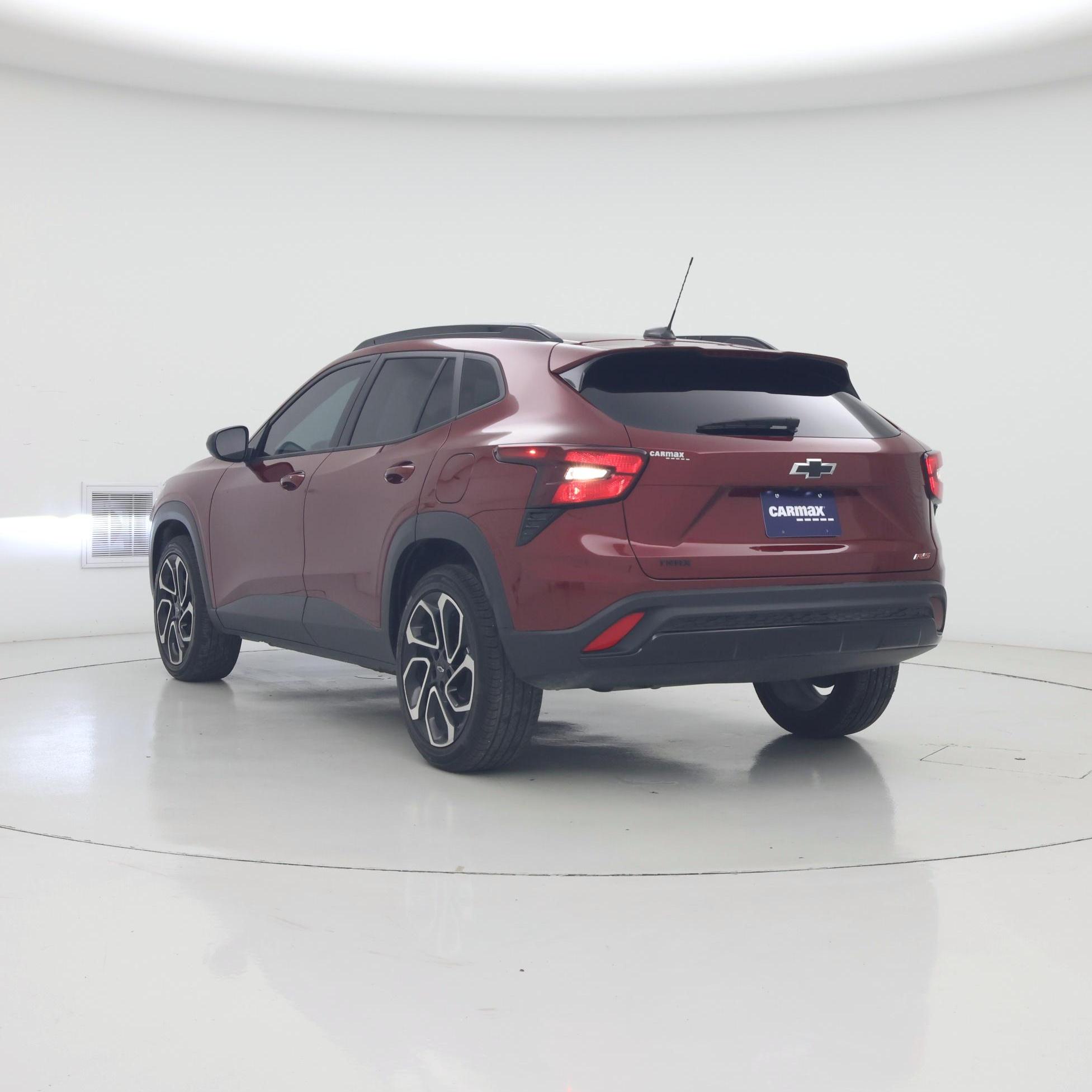 Thumbnail: 2025 Chevrolet Trax - 2