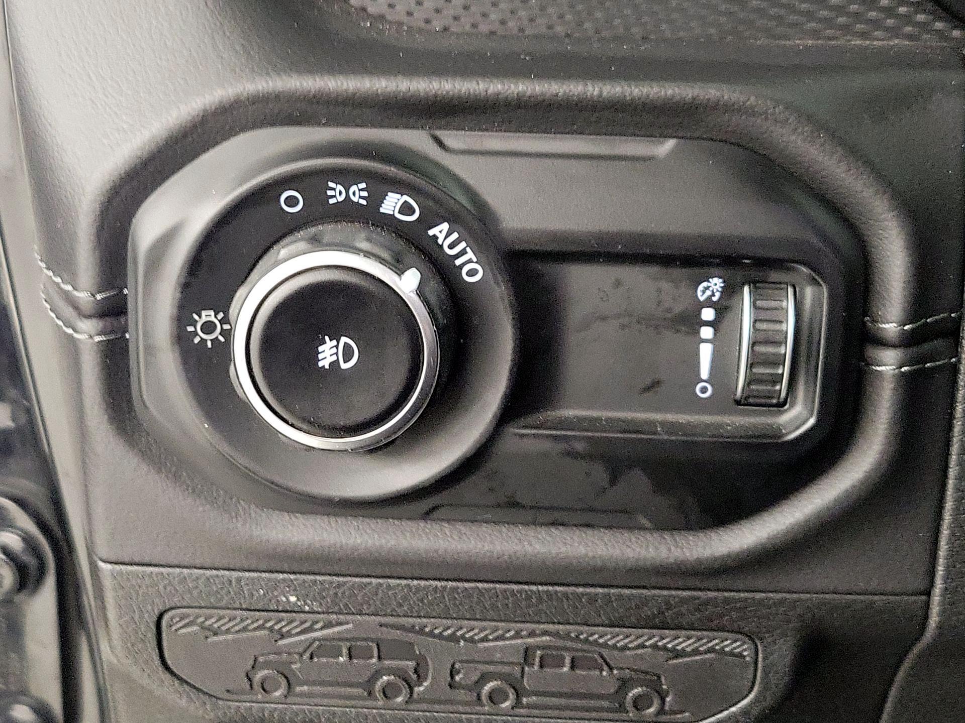 Thumbnail: 2025 Jeep Wrangler - 13