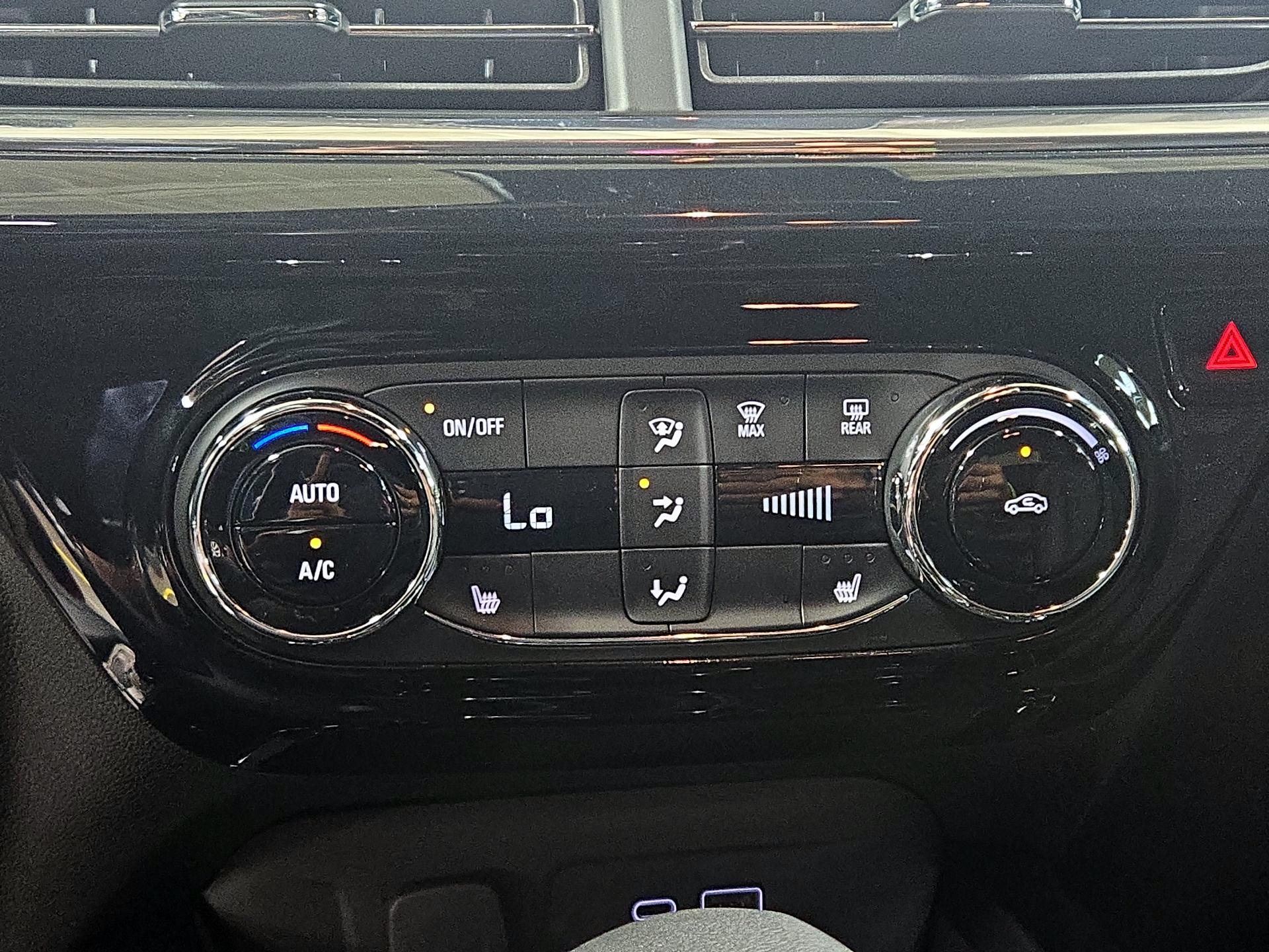 Thumbnail: 2025 Chevrolet Trax - 16