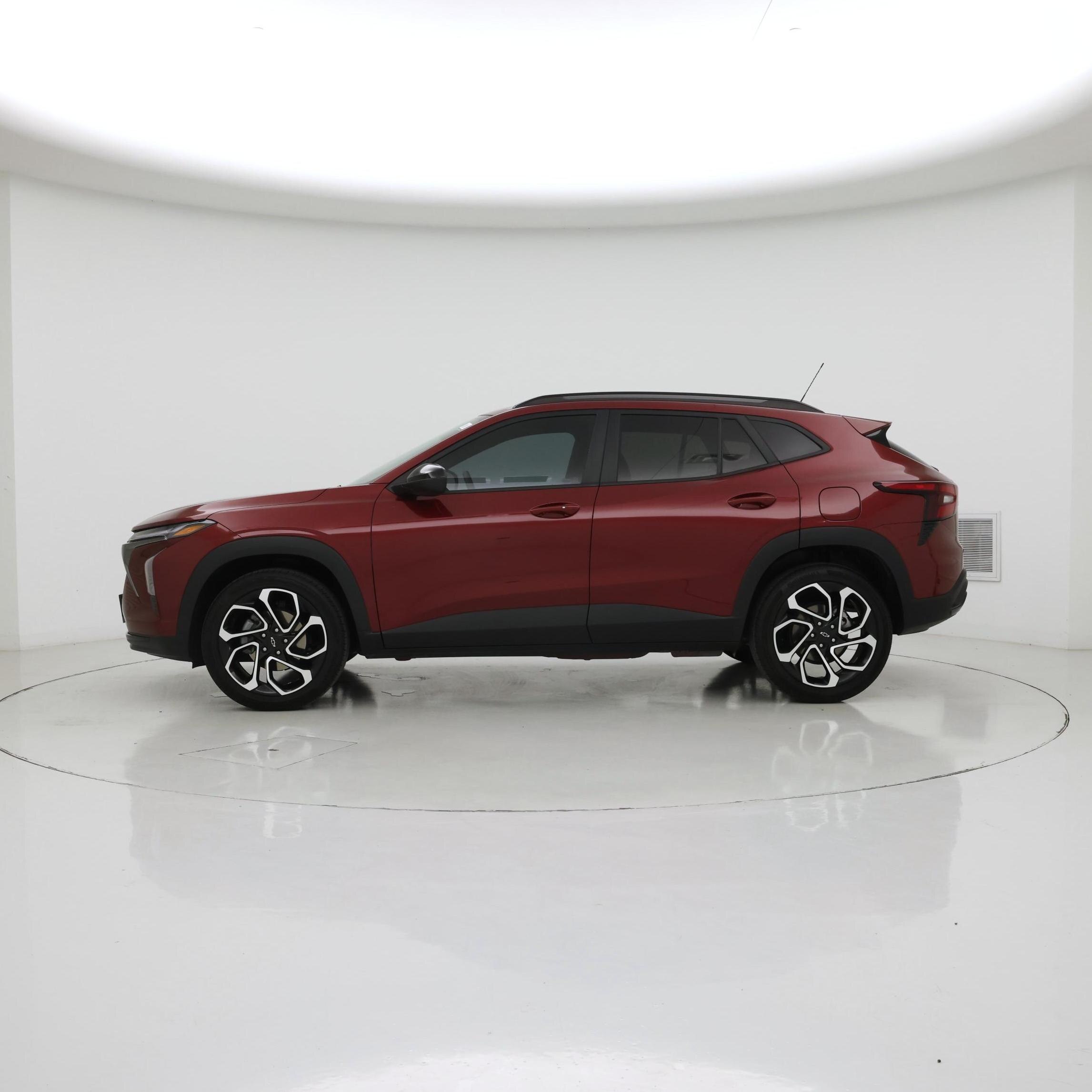 Thumbnail: 2025 Chevrolet Trax - 3