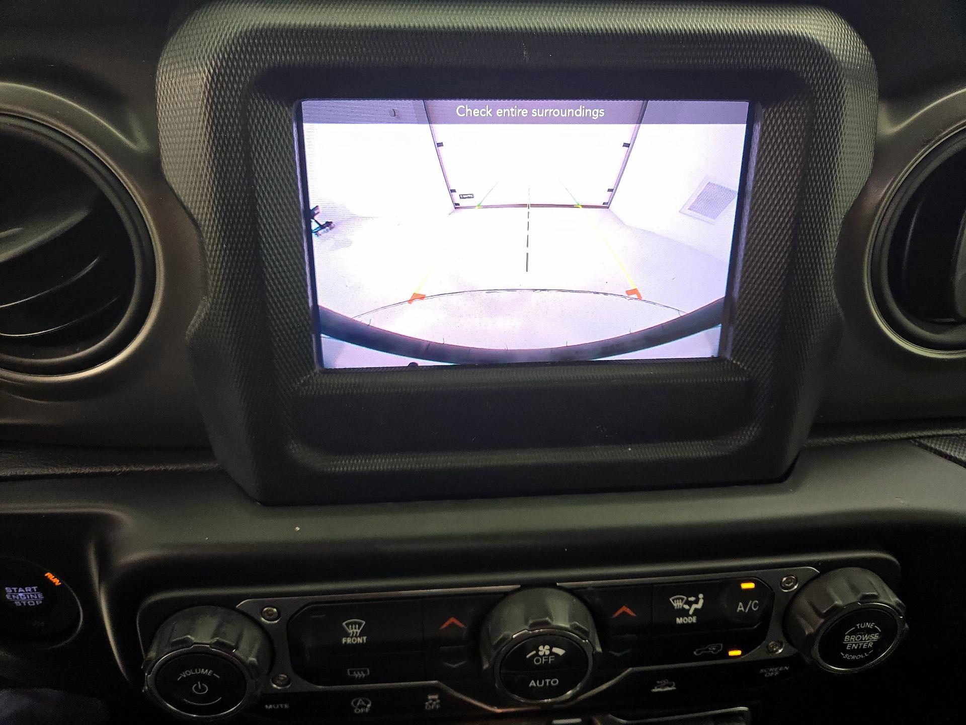 Thumbnail: 2021 Jeep Wrangler - 14