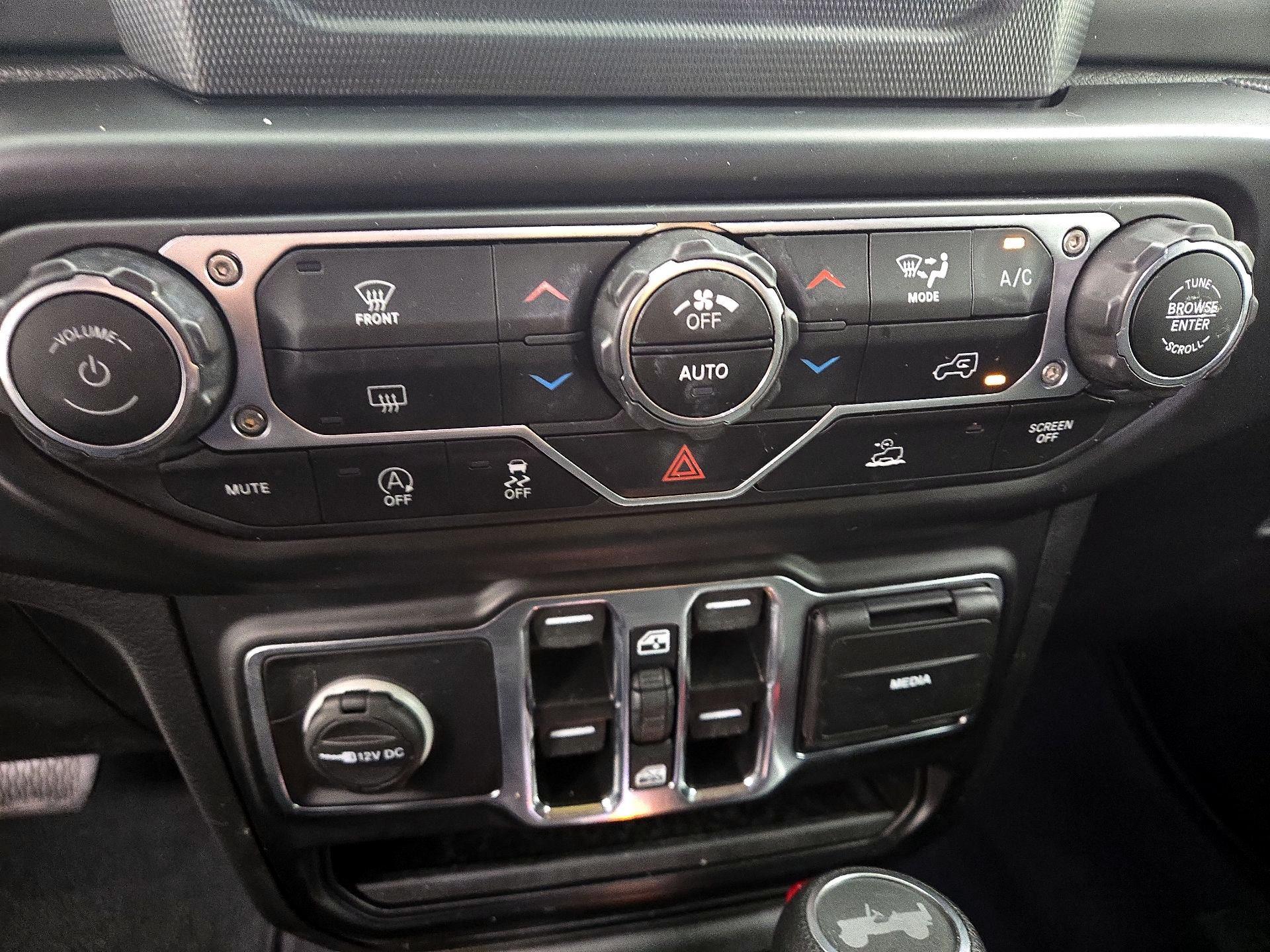Thumbnail: 2021 Jeep Wrangler - 16