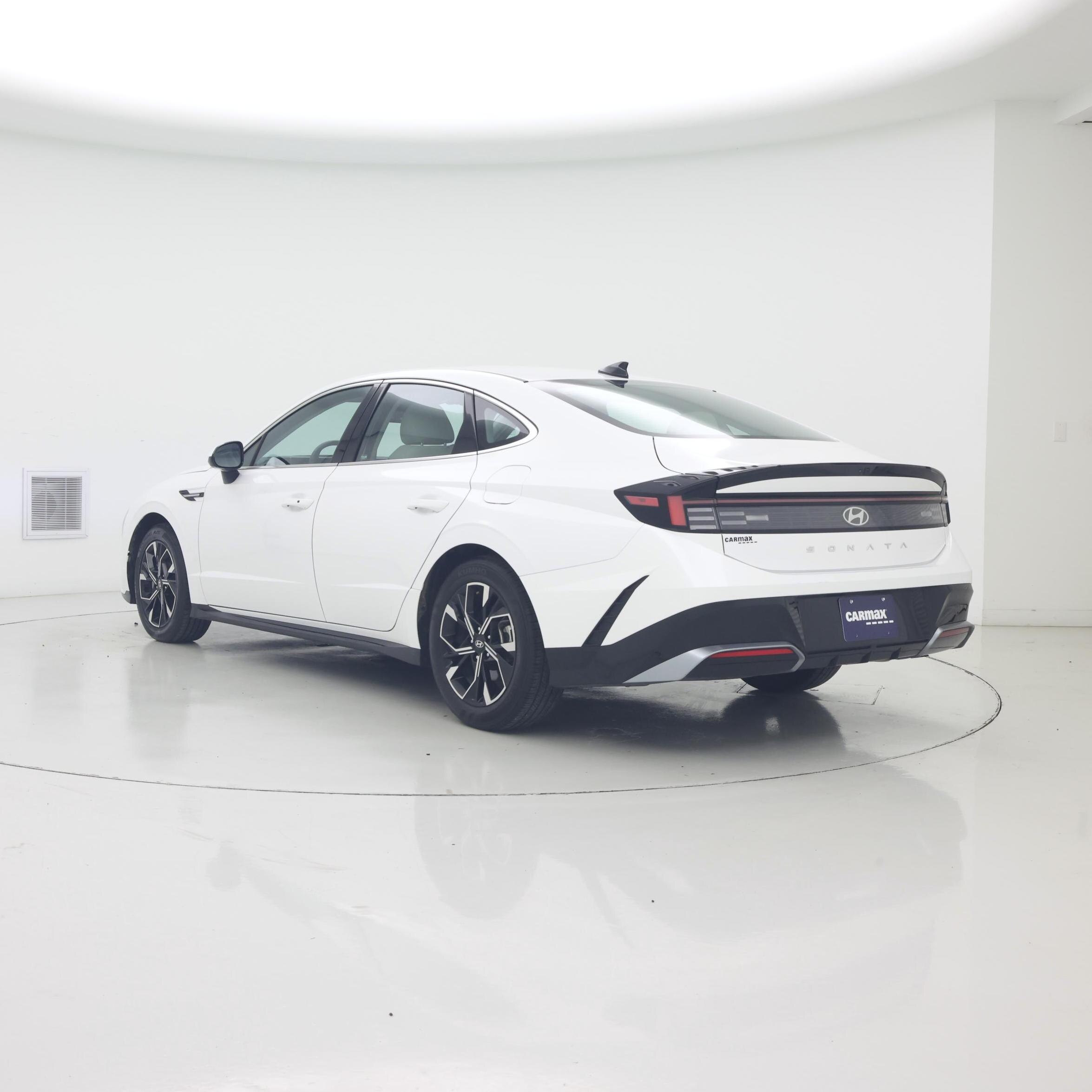 Thumbnail: 2025 Hyundai Sonata - 2