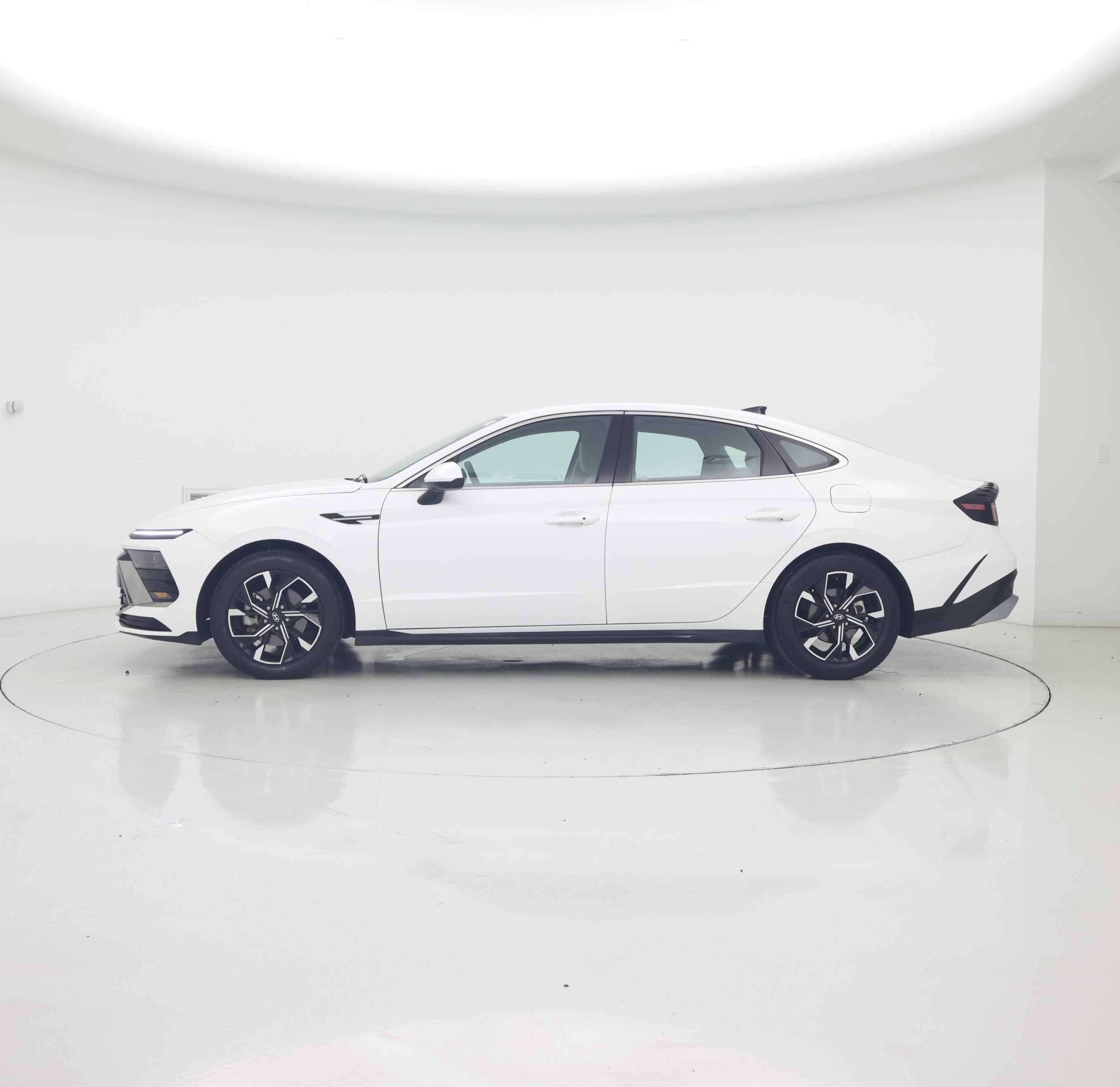 Thumbnail: 2025 Hyundai Sonata - 3