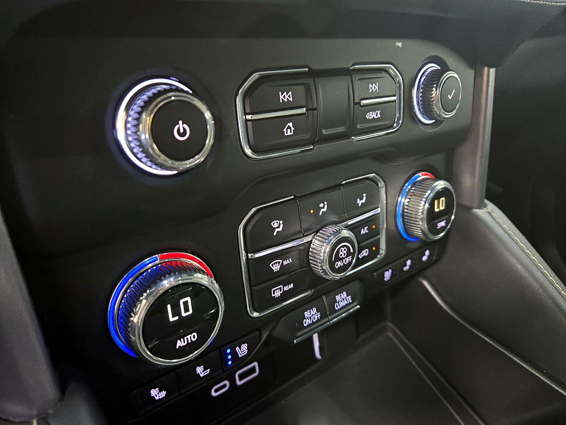 Thumbnail: 2023 GMC Yukon - 16