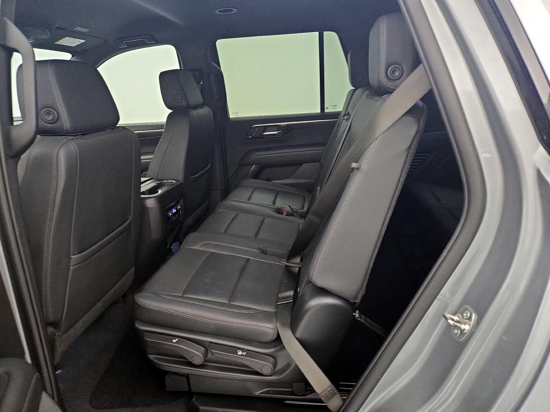 Thumbnail: 2025 Chevrolet Tahoe - 19