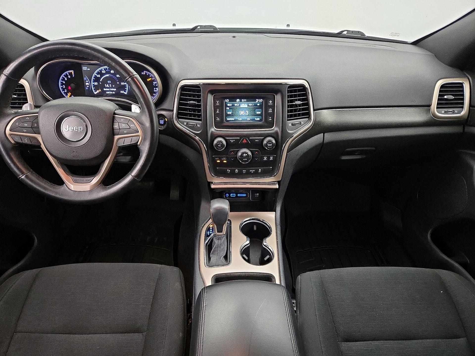 Thumbnail: 2017 Jeep Grand Cherokee - 9