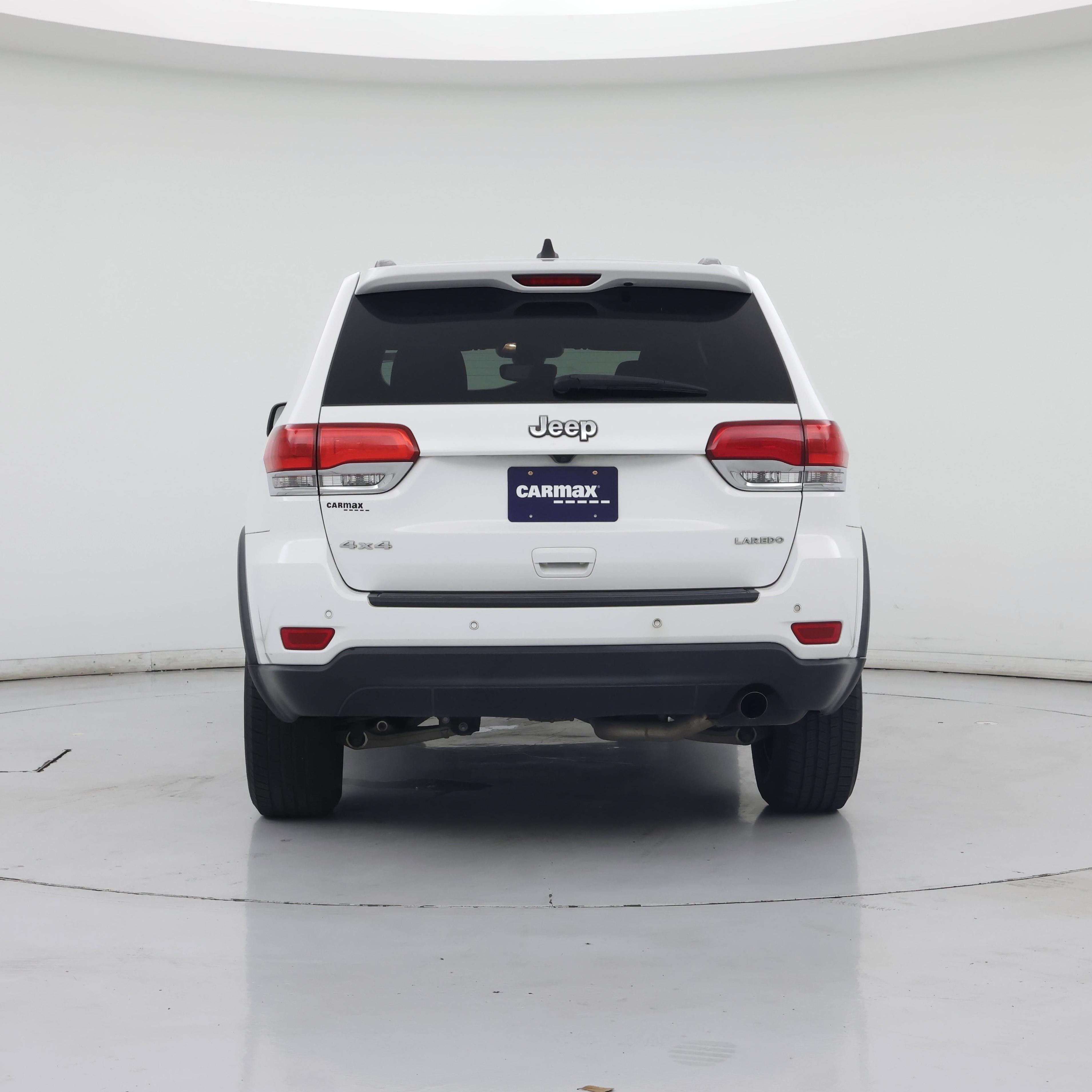 Thumbnail: 2017 Jeep Grand Cherokee - 6