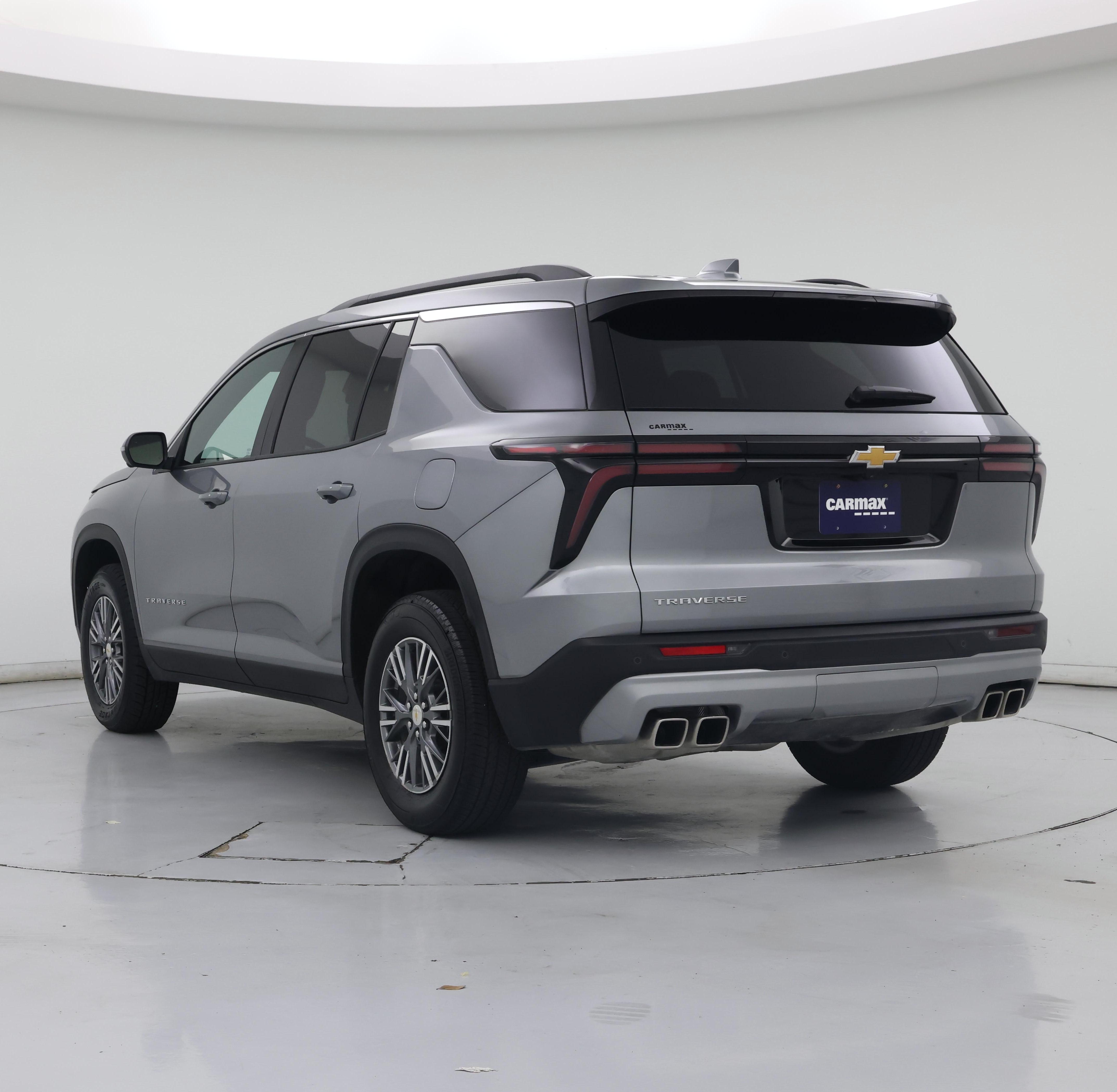 Thumbnail: 2025 Chevrolet Traverse - 2