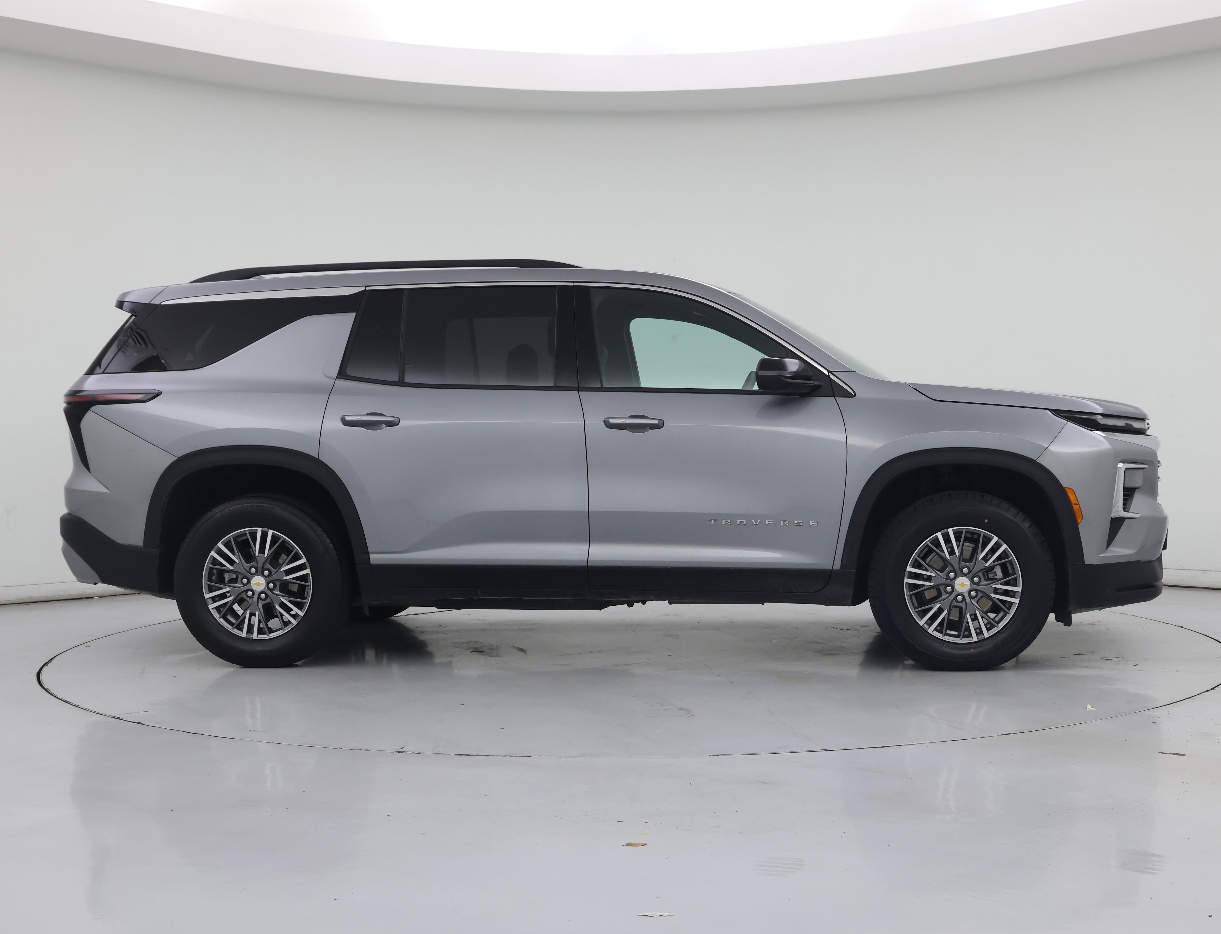Thumbnail: 2025 Chevrolet Traverse - 7