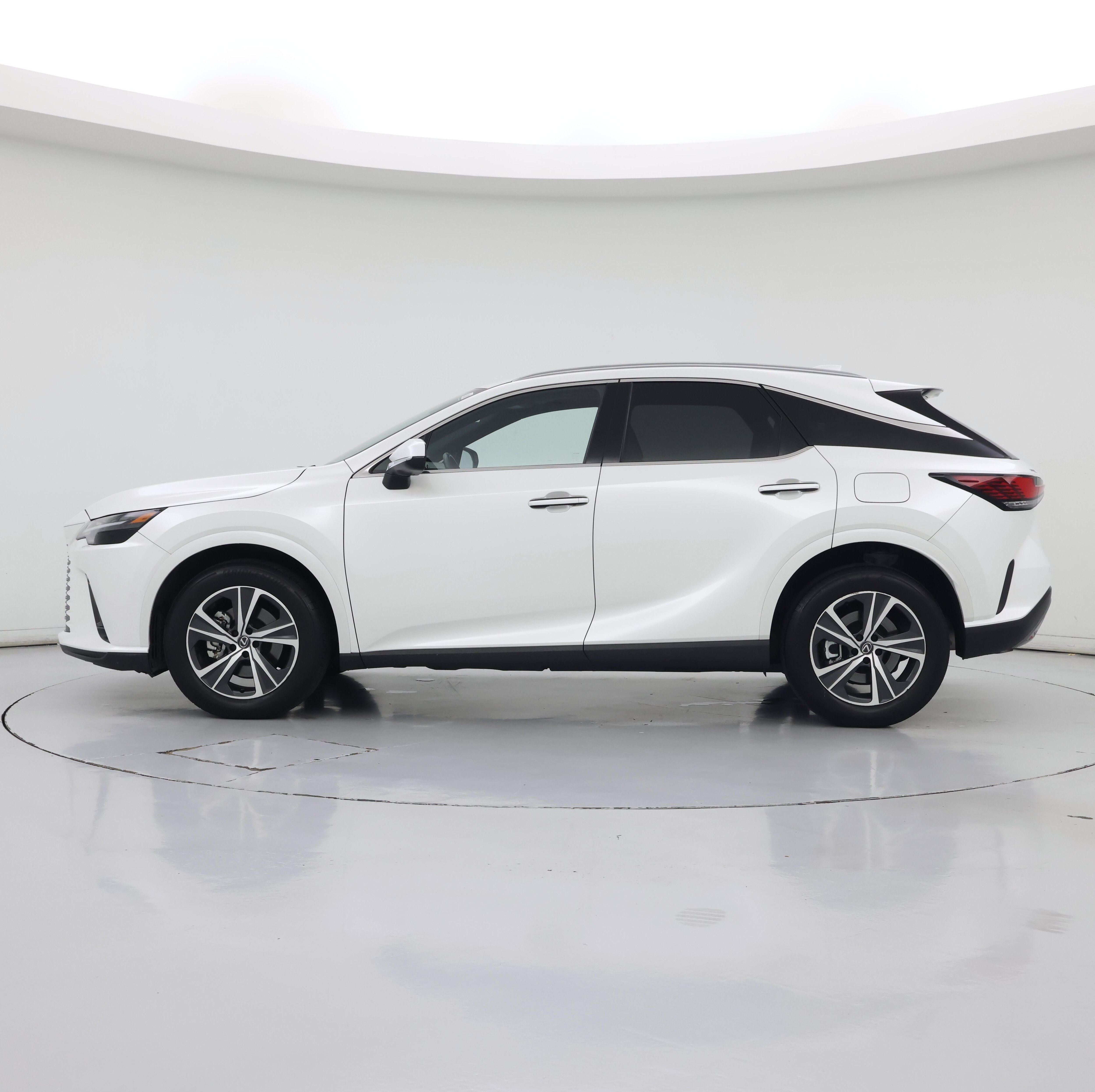 Thumbnail: 2024 Lexus RX - 3