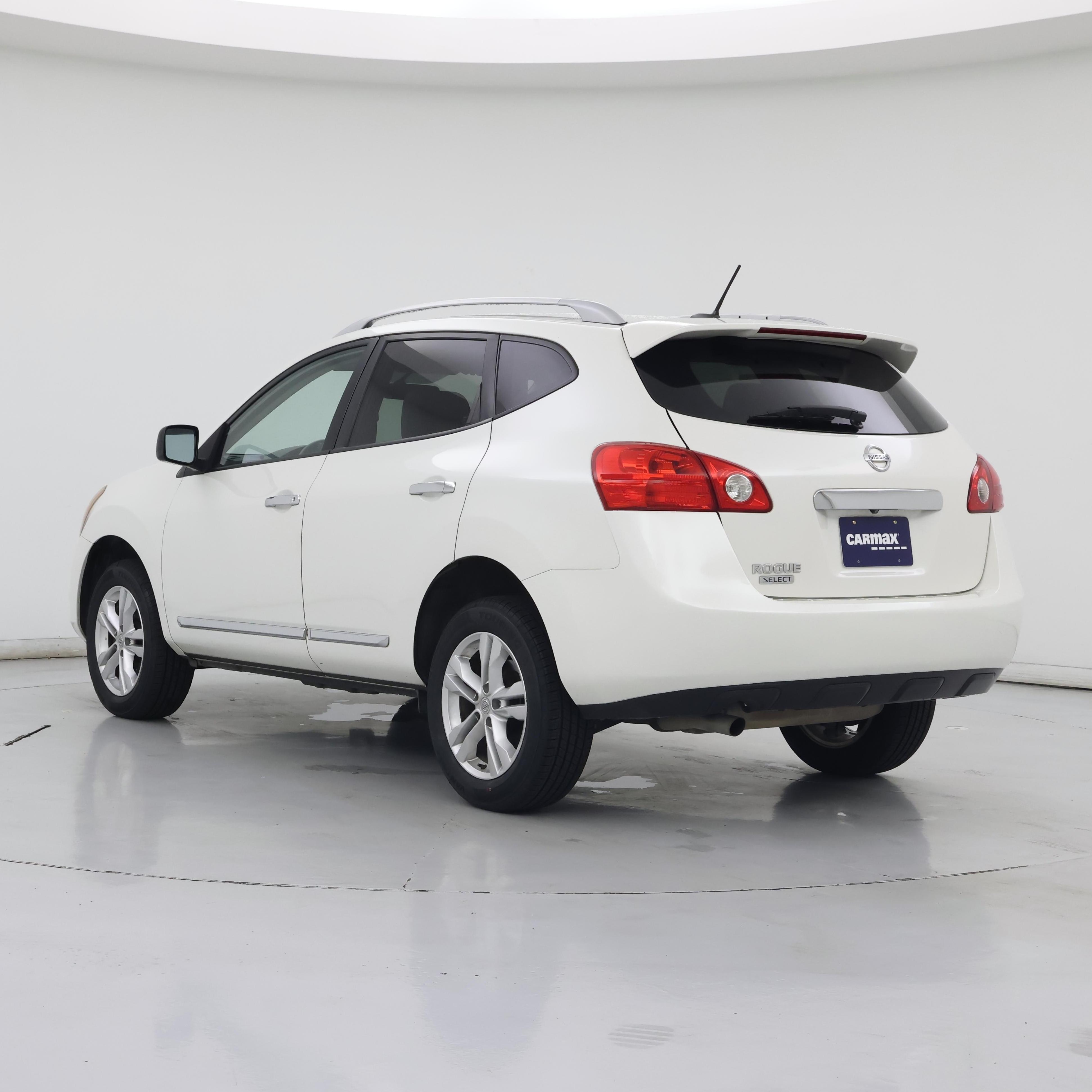 Thumbnail: 2015 Nissan Rogue - 2