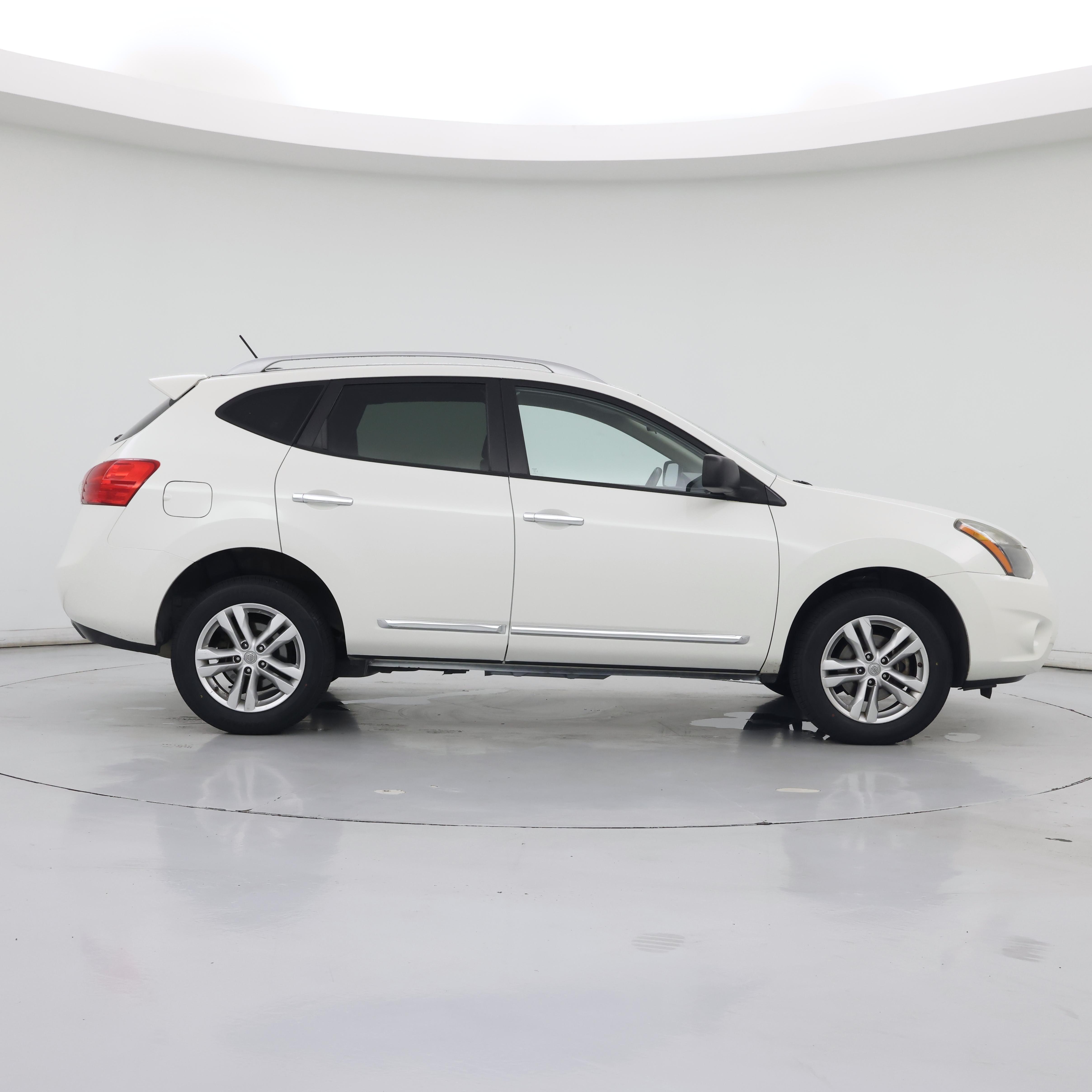 Thumbnail: 2015 Nissan Rogue - 7