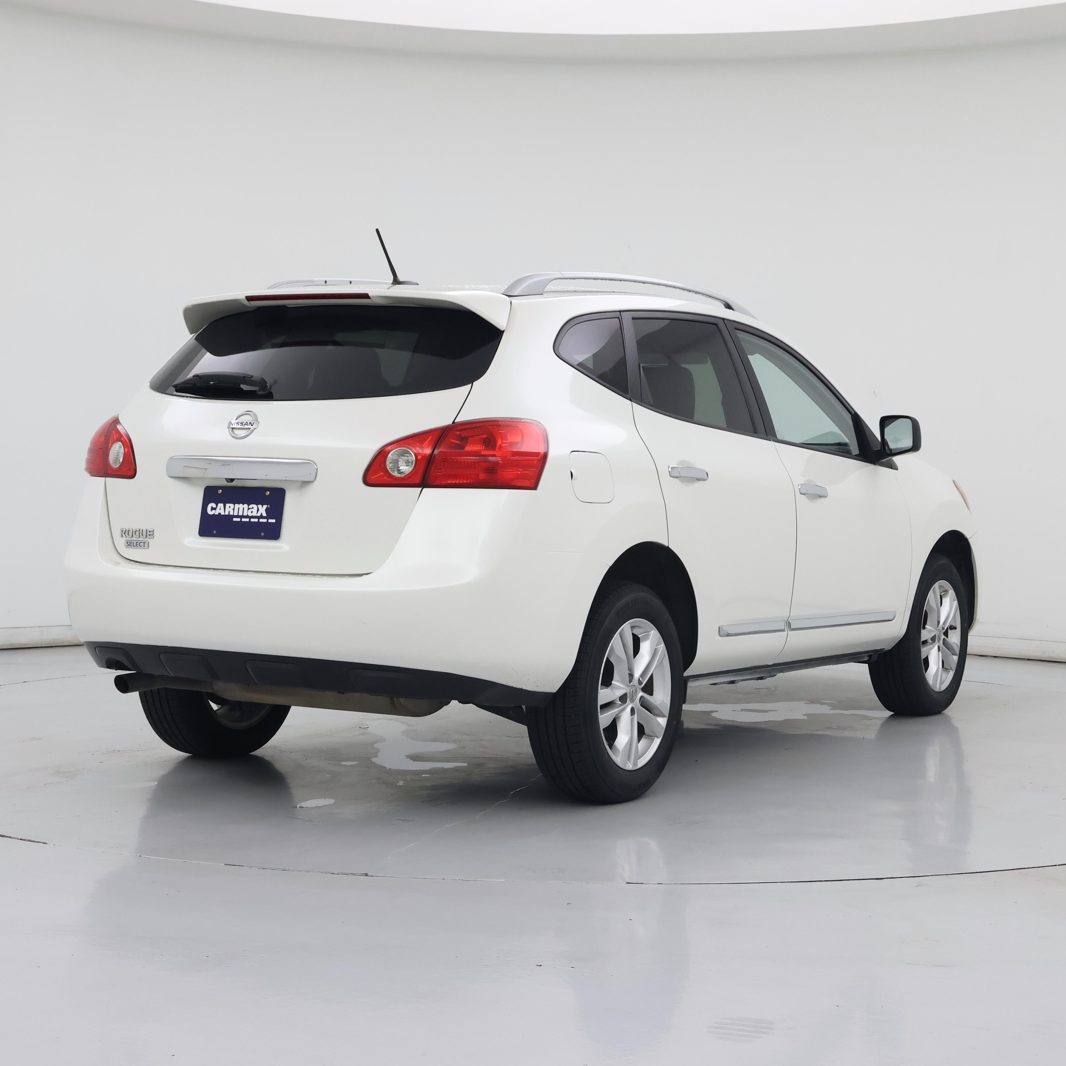 Thumbnail: 2015 Nissan Rogue - 8
