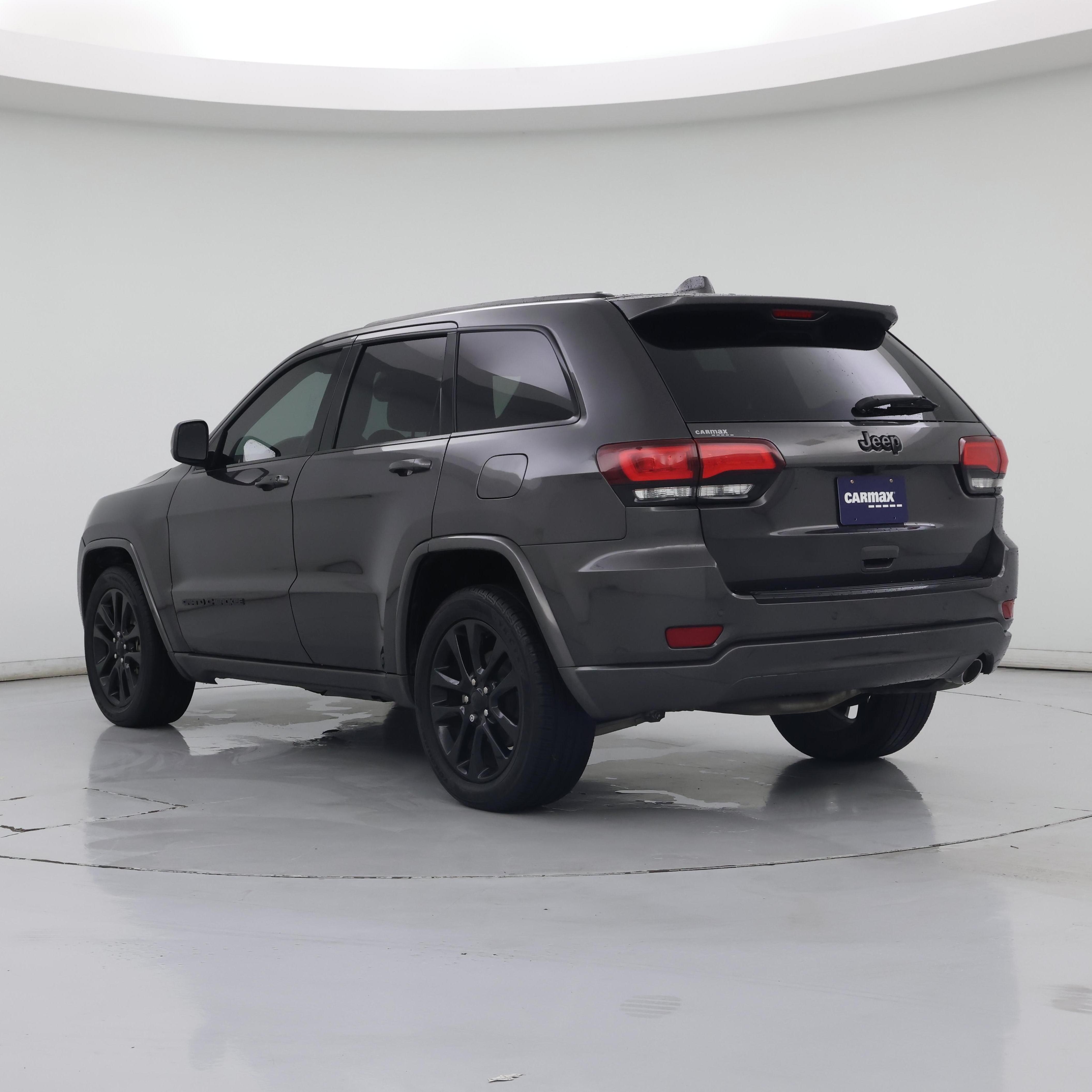 Thumbnail: 2018 Jeep Grand Cherokee - 2