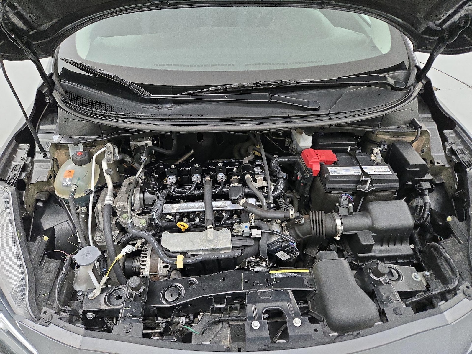 2023 Nissan Versa Sedan SV - Photo 22