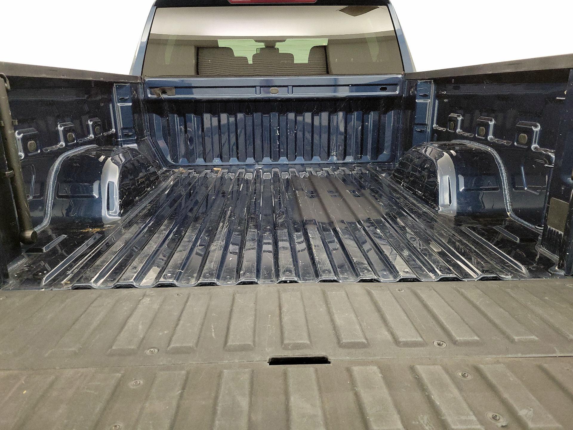 Thumbnail: 2022 Chevrolet Silverado 1500 - 20