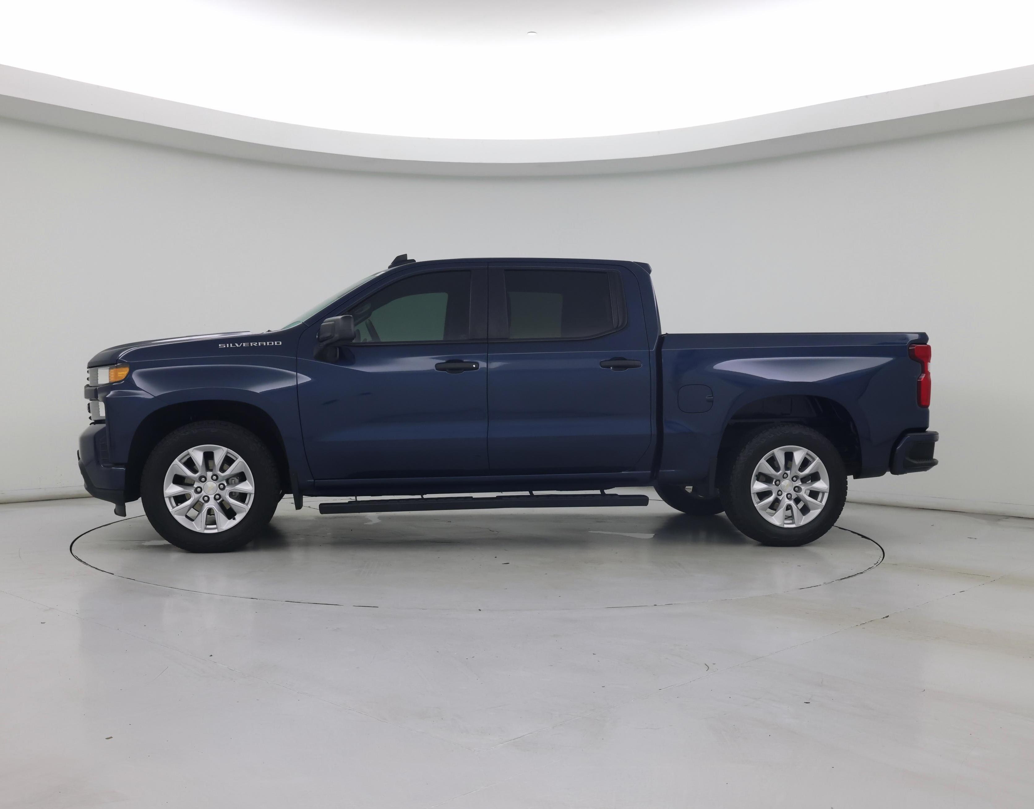 Thumbnail: 2022 Chevrolet Silverado 1500 - 3