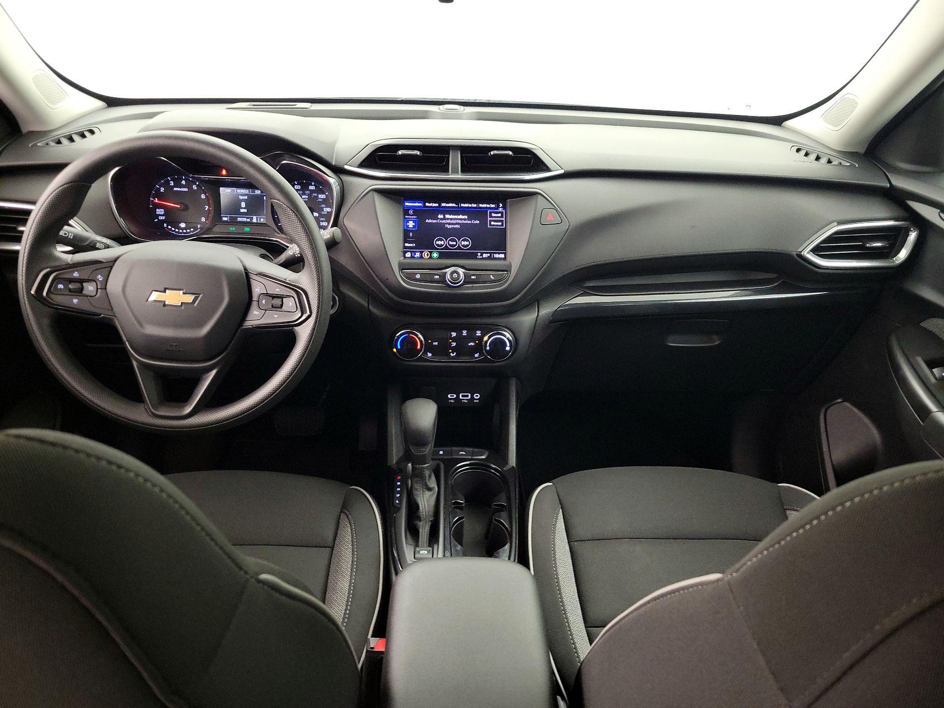 Thumbnail: 2023 Chevrolet TrailBlazer - 9