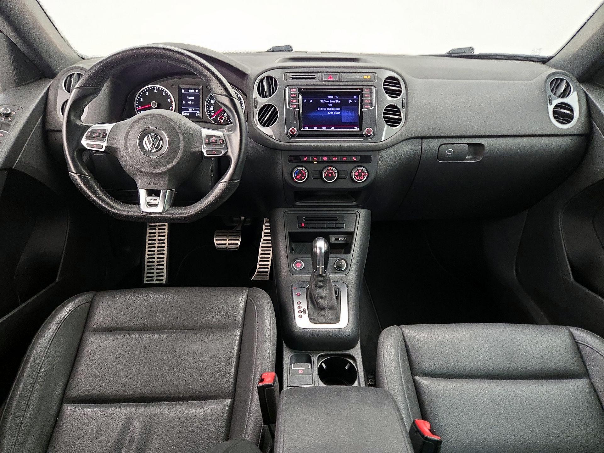 Thumbnail: 2016 Volkswagen Tiguan - 9