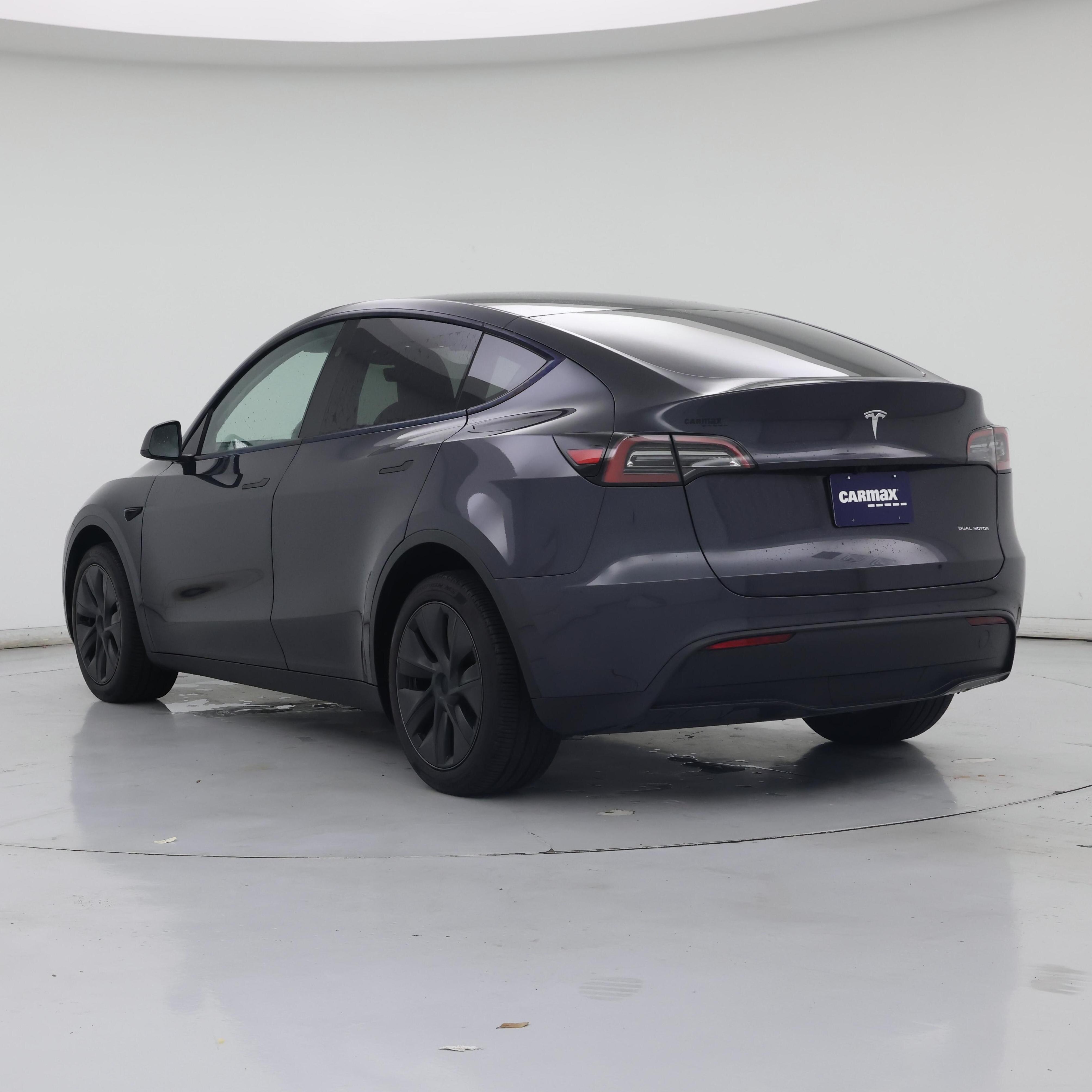 Thumbnail: 2025 Tesla Model Y - 2