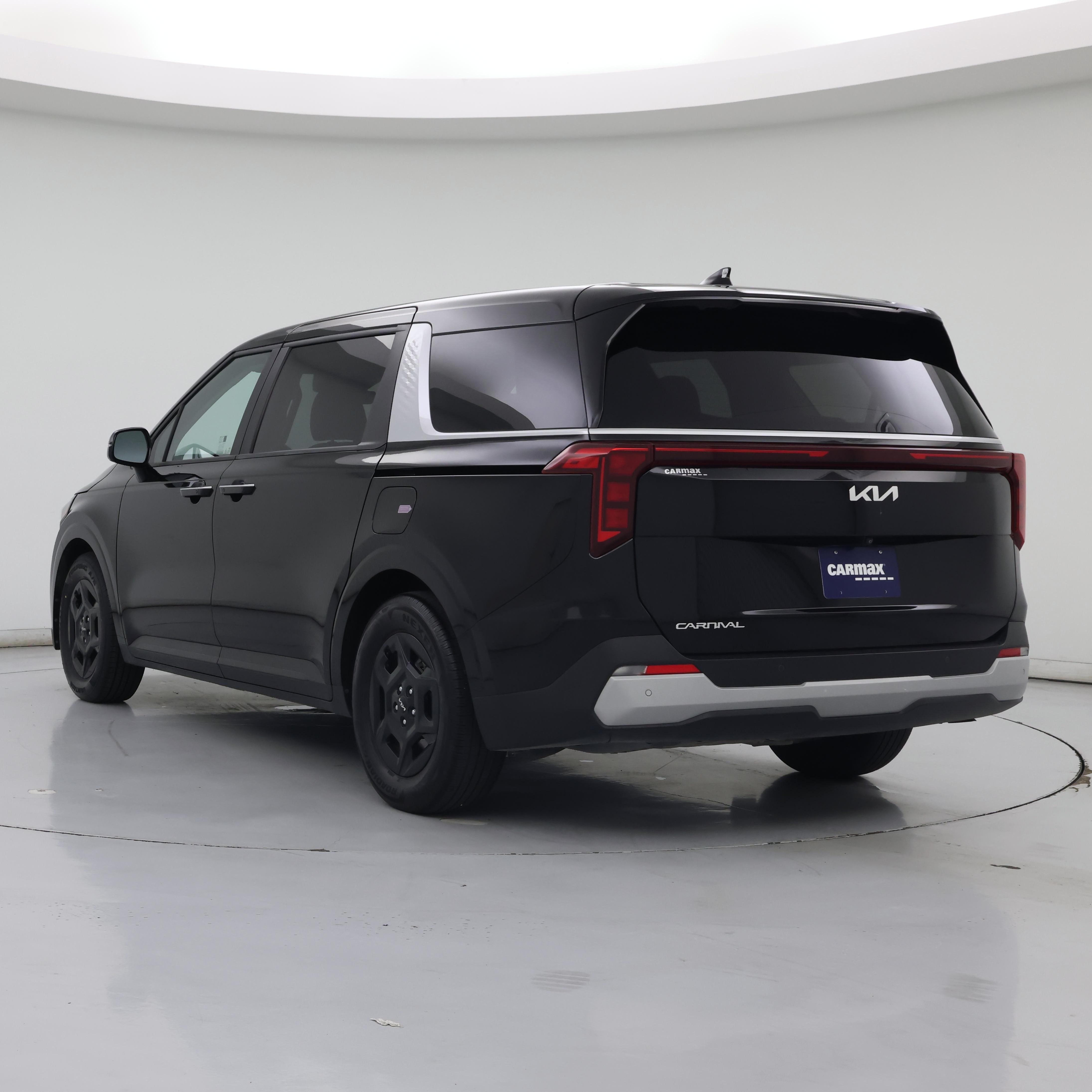 Thumbnail: 2025 Kia Carnival - 2