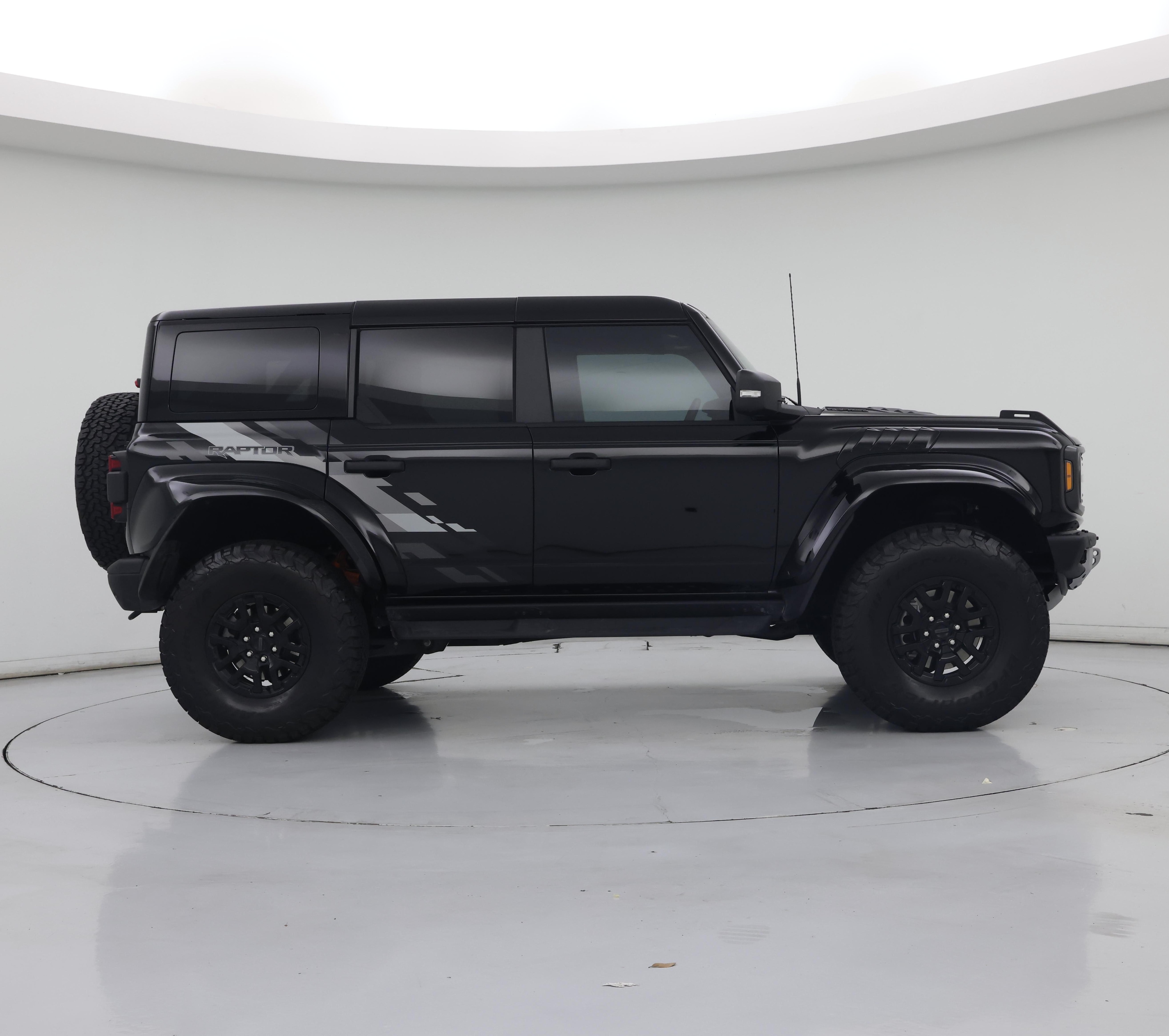 Thumbnail: 2025 Ford Bronco - 7
