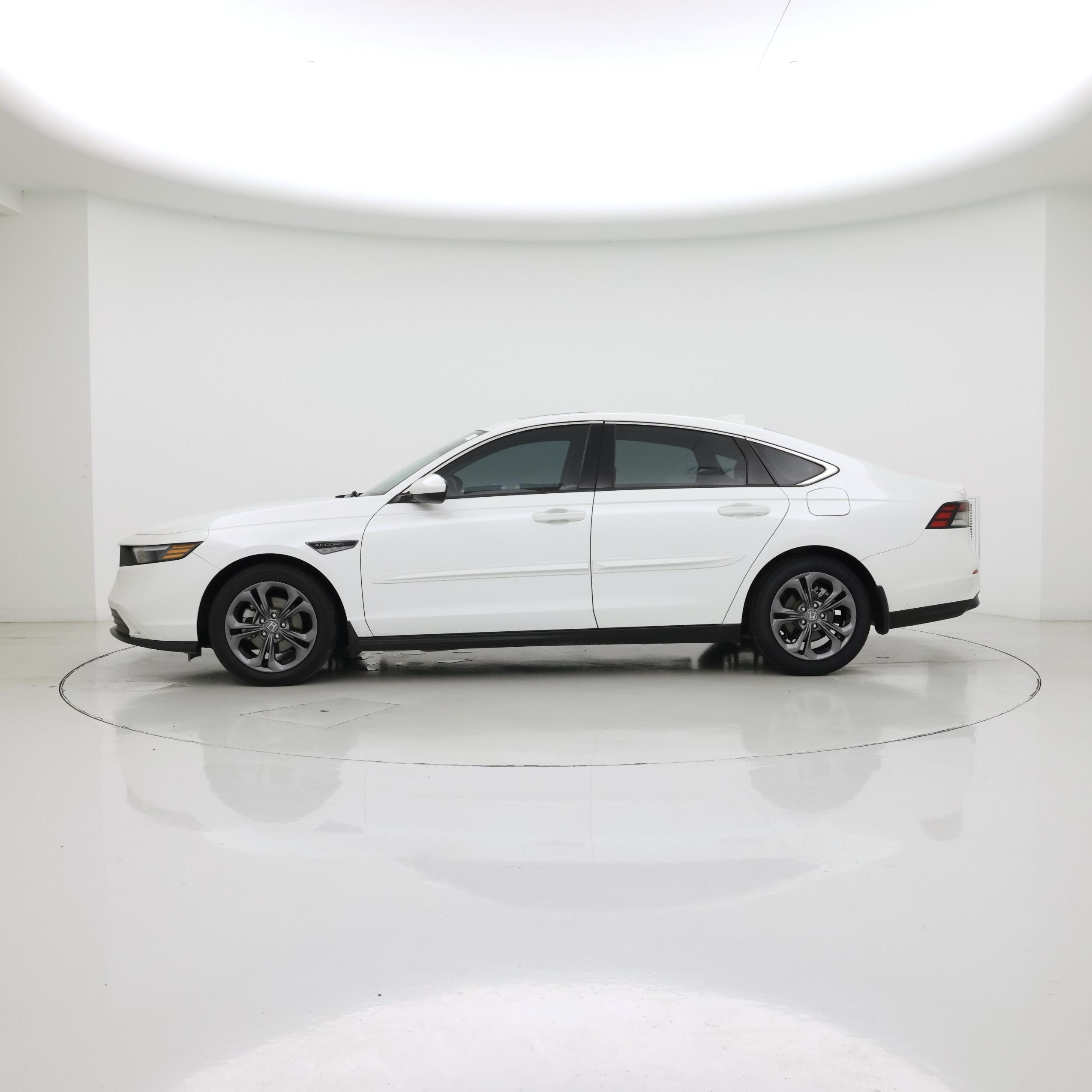 Thumbnail: 2023 Honda Accord - 3