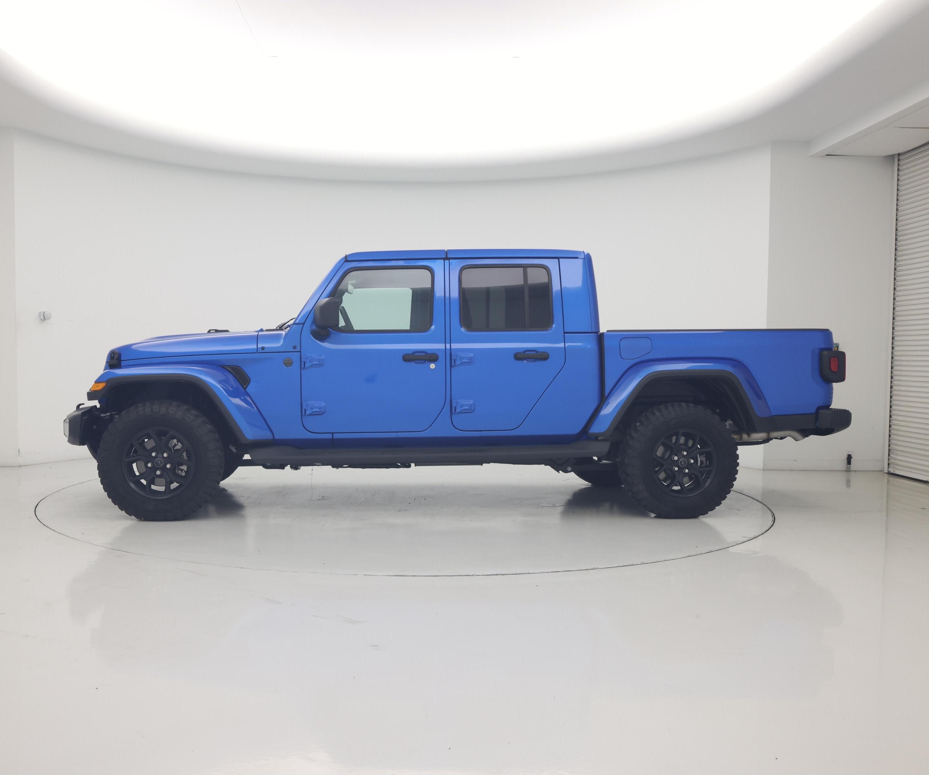 Thumbnail: 2025 Jeep Gladiator - 3