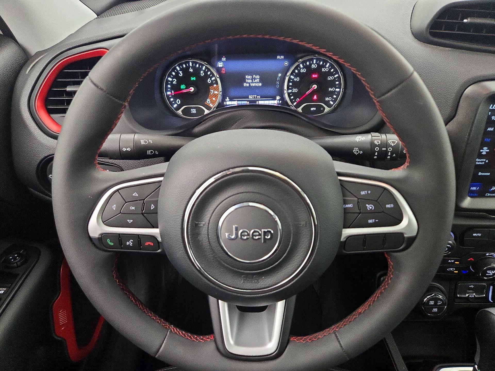 Thumbnail: 2023 Jeep Renegade - 10