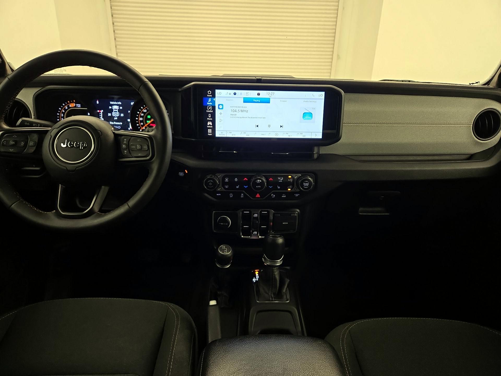 Thumbnail: 2024 Jeep Wrangler - 9