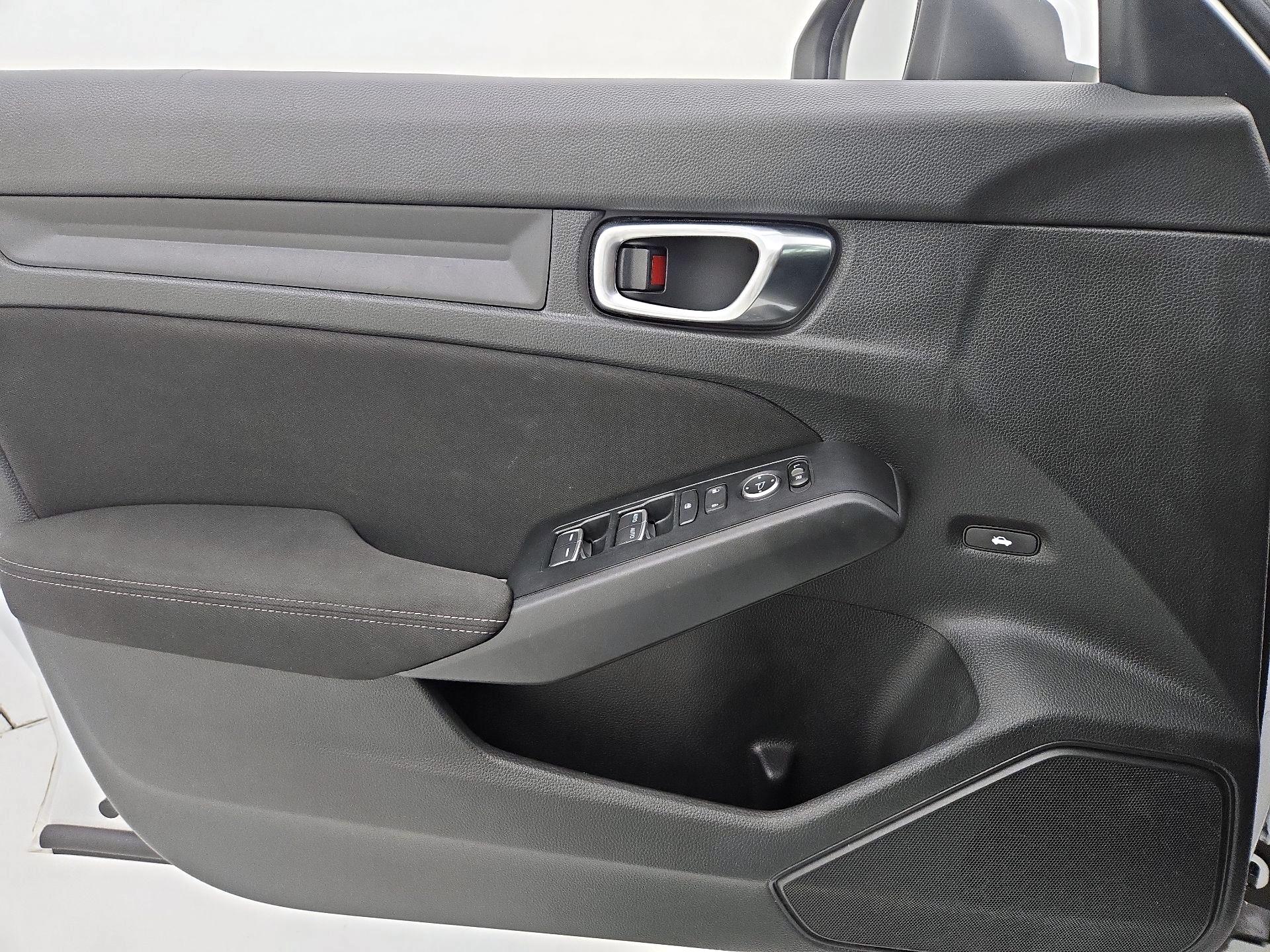 Thumbnail: 2024 Honda Civic - 12