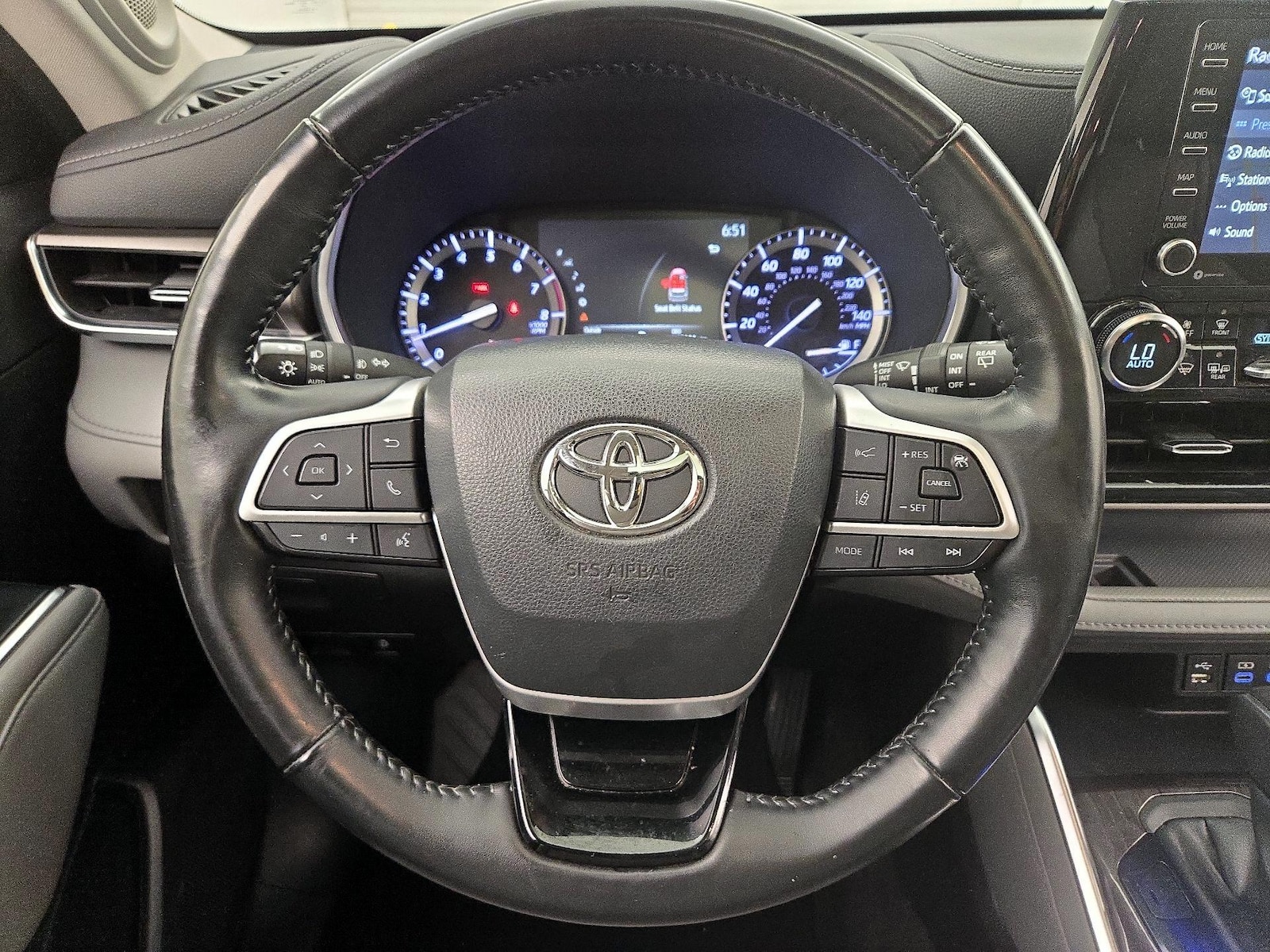 2022 Toyota Highlander Limited - Photo 11