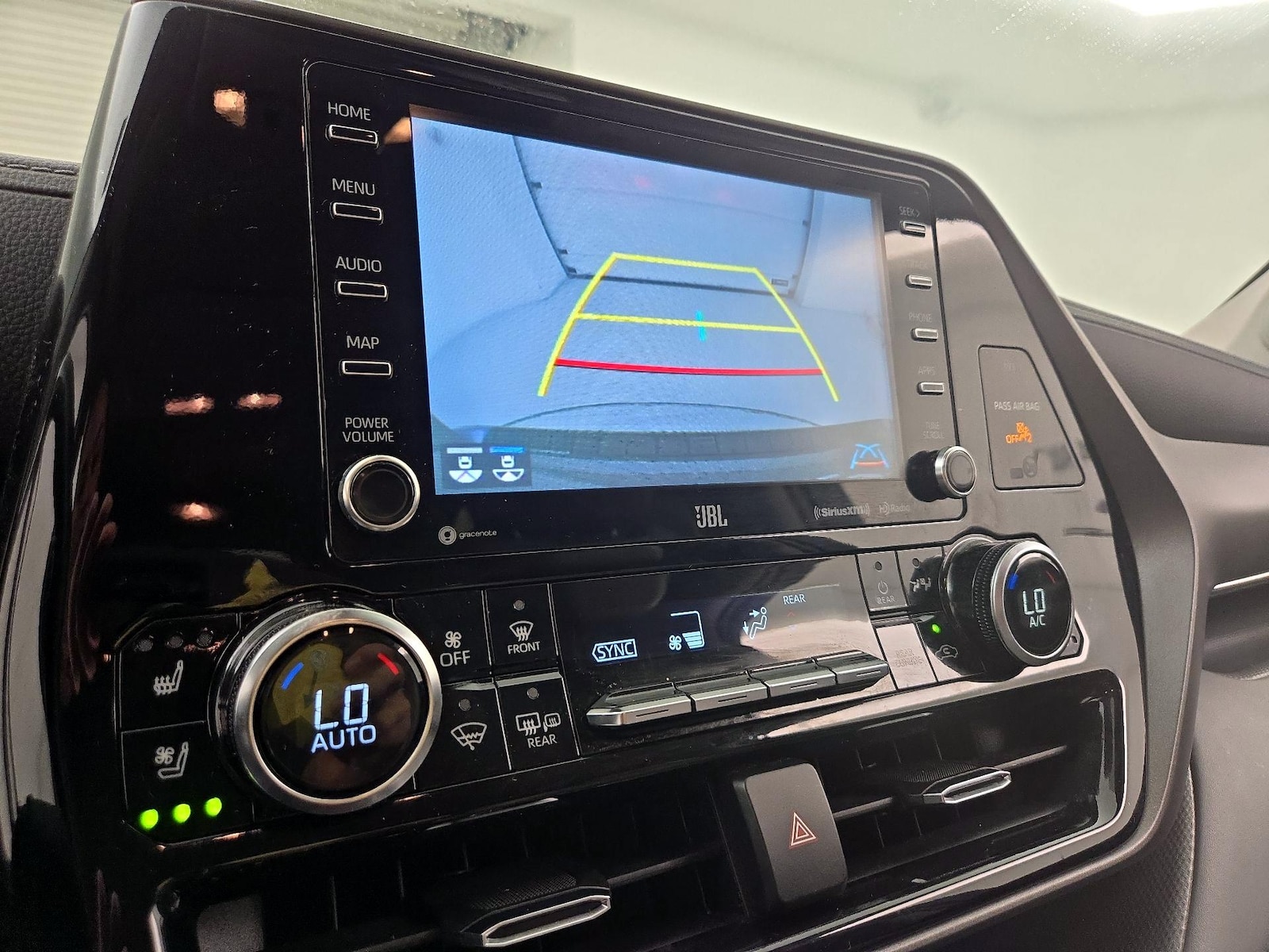 2022 Toyota Highlander Limited - Photo 16