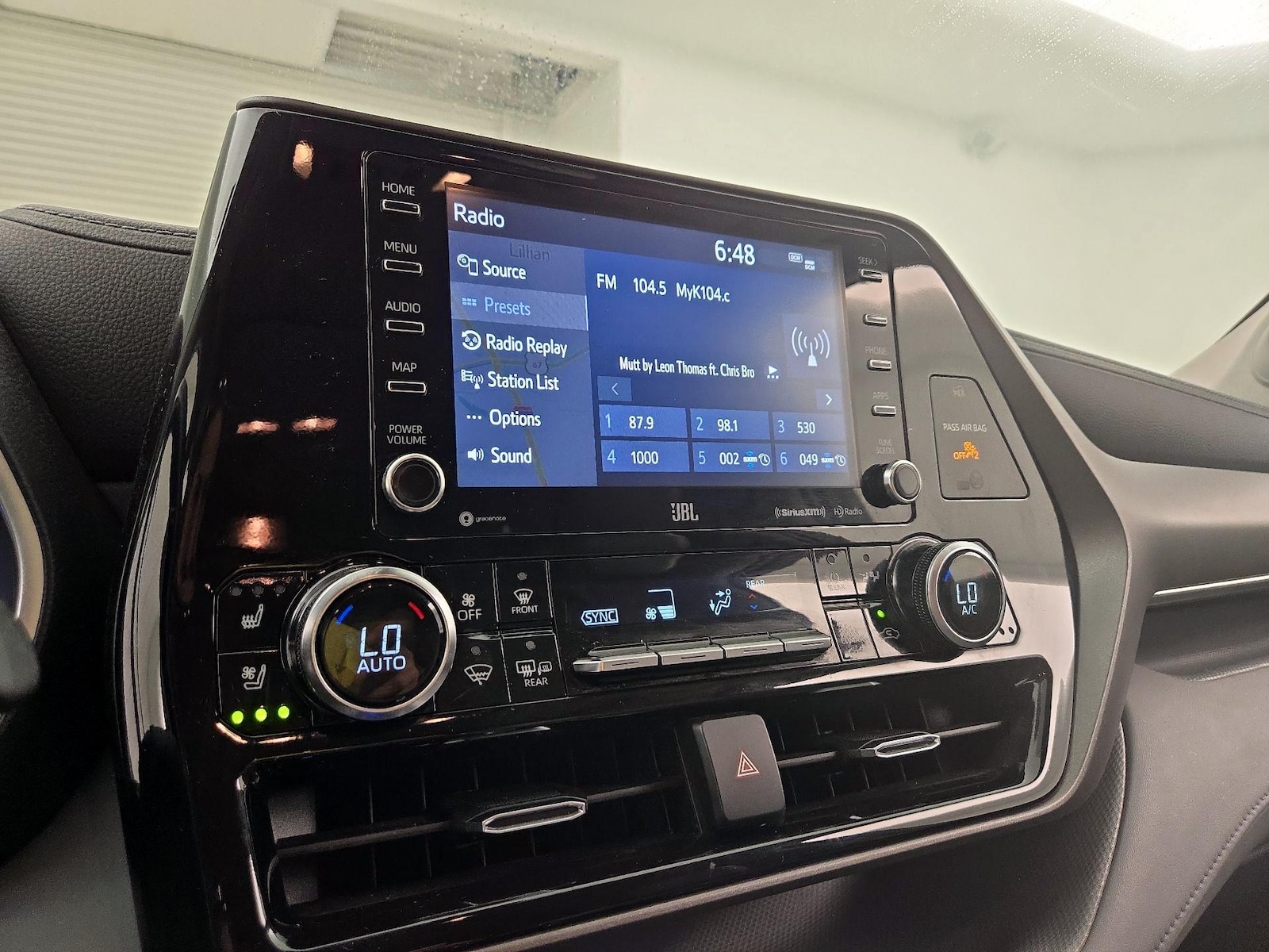 2022 Toyota Highlander Limited - Photo 18
